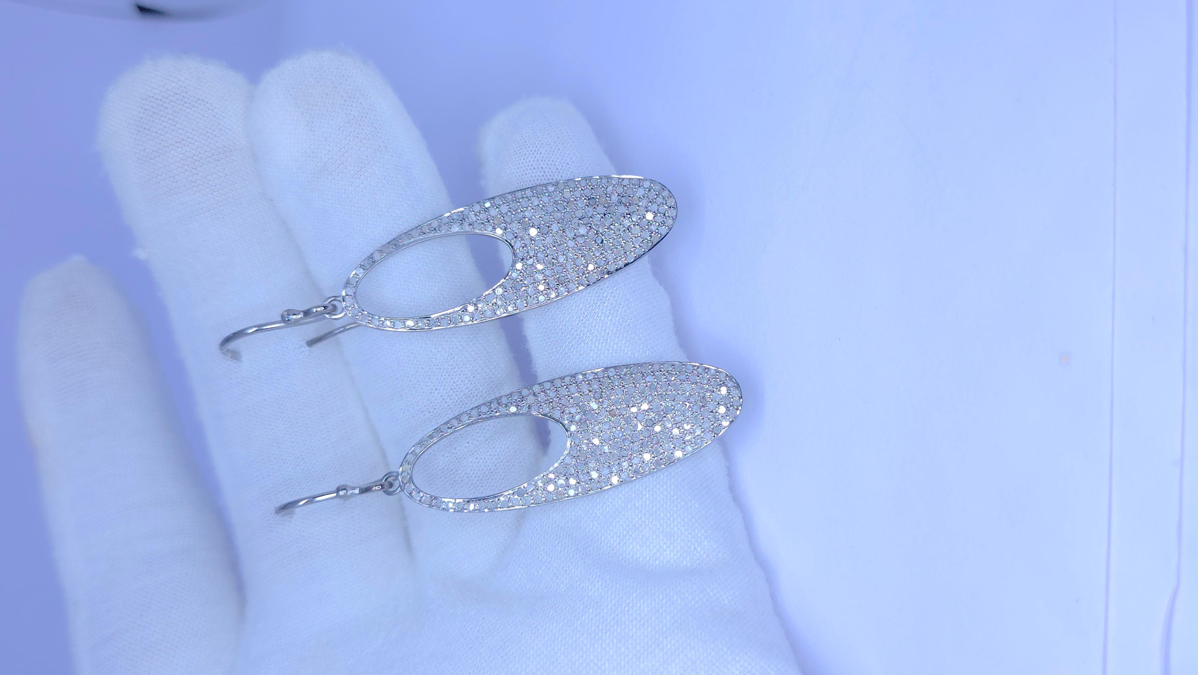 Pendiente de gancho francés de plata 925 con diamante natural pavé de diseño. en venta 5