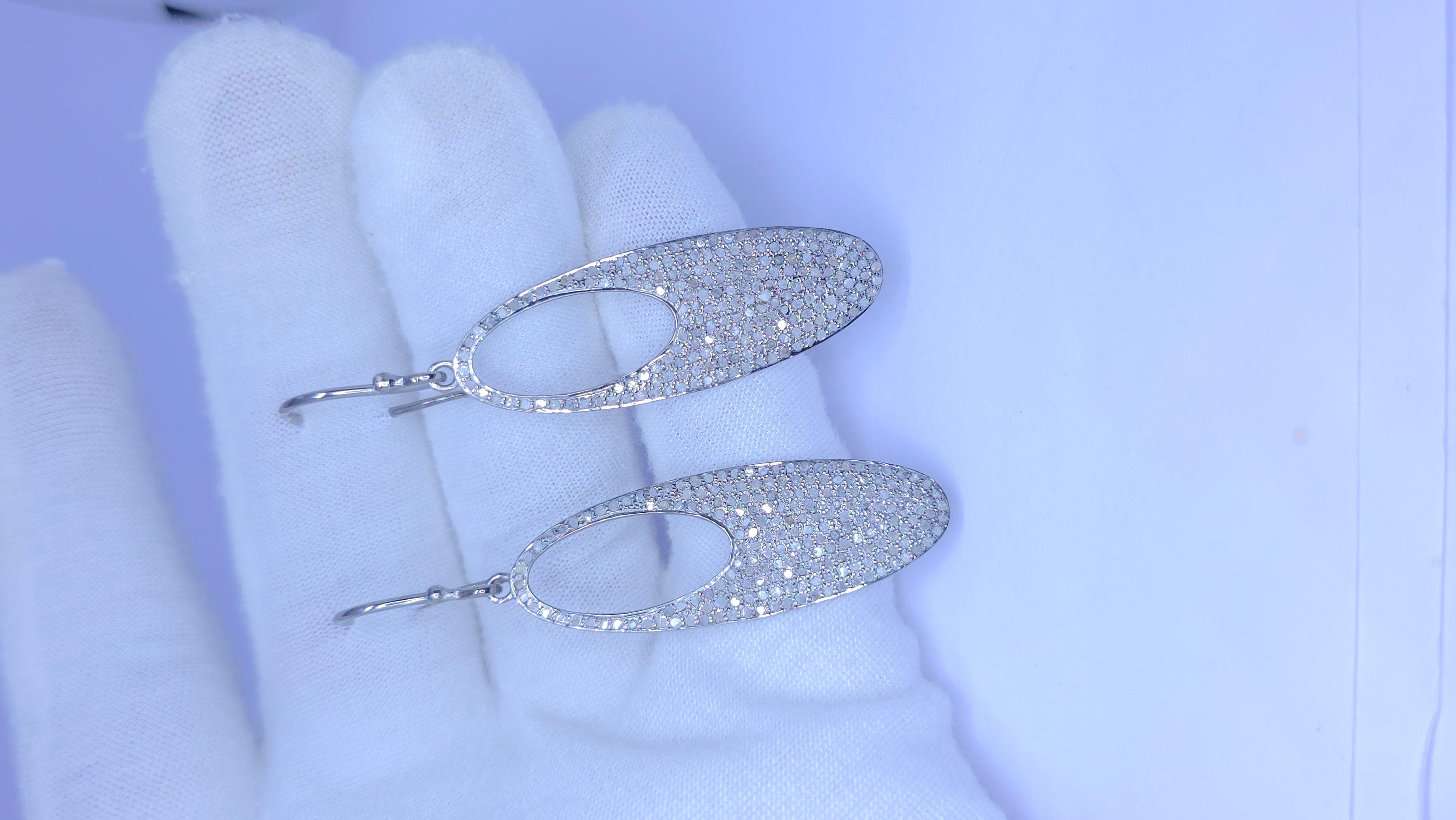Pendiente de gancho francés de plata 925 con diamante natural pavé de diseño. en venta 7