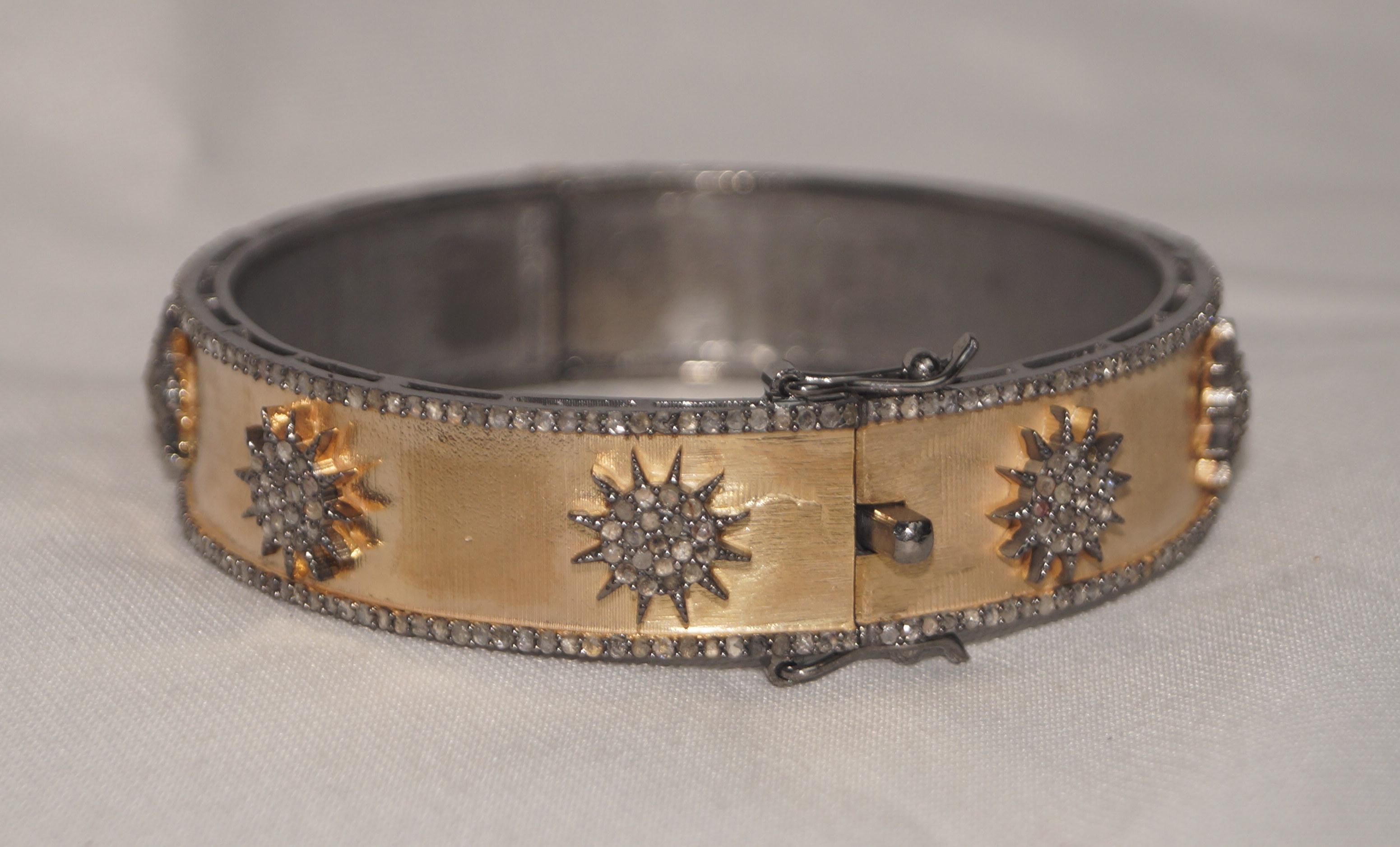 Natürlicher Pave-Diamant Dual Ton Rose Gold oxidiert Sterling Silber Stern Armband im Angebot 3