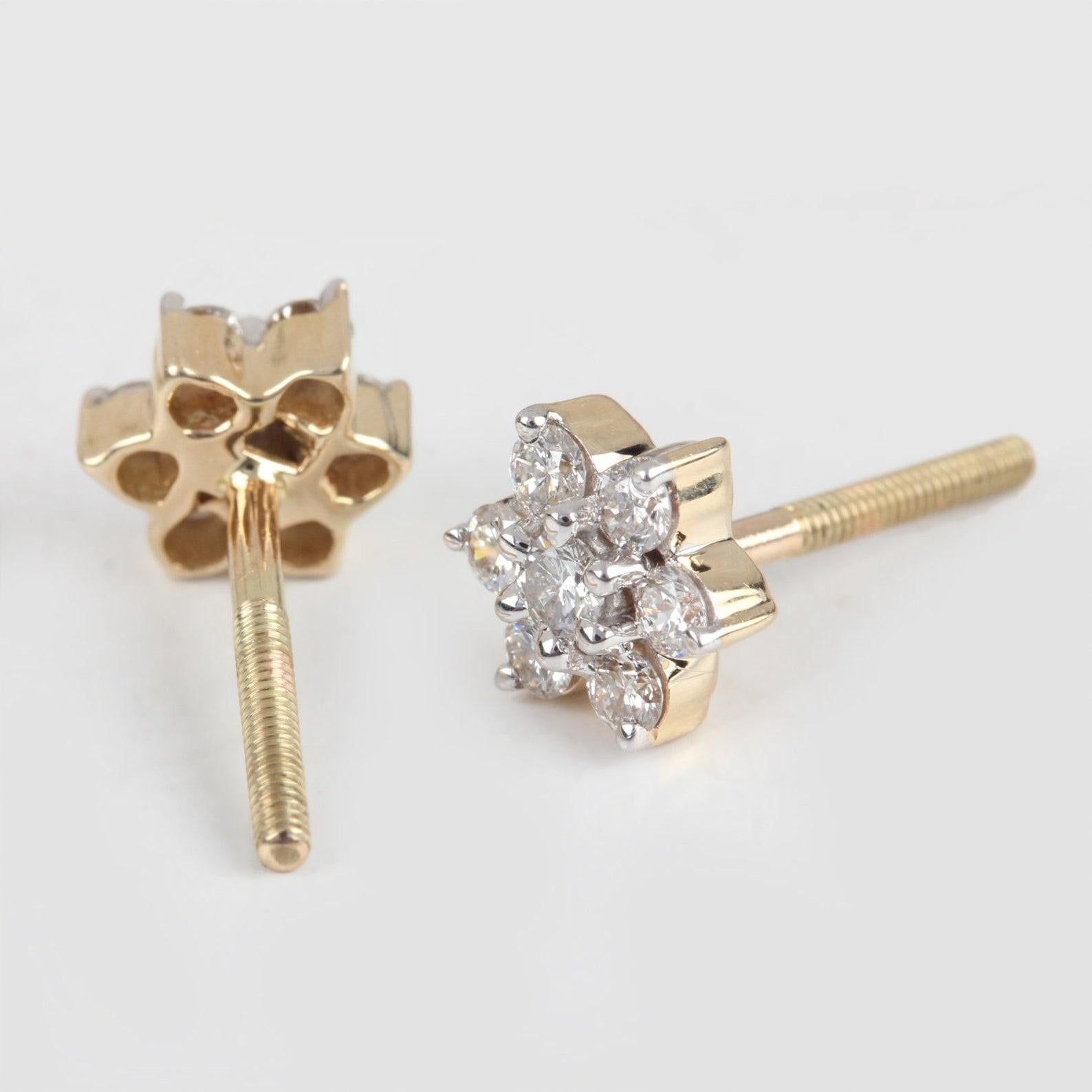 Magnifique clou d'oreilles d'anniversaire en or jaune 14 carats avec diamants pavés naturels en vente 1