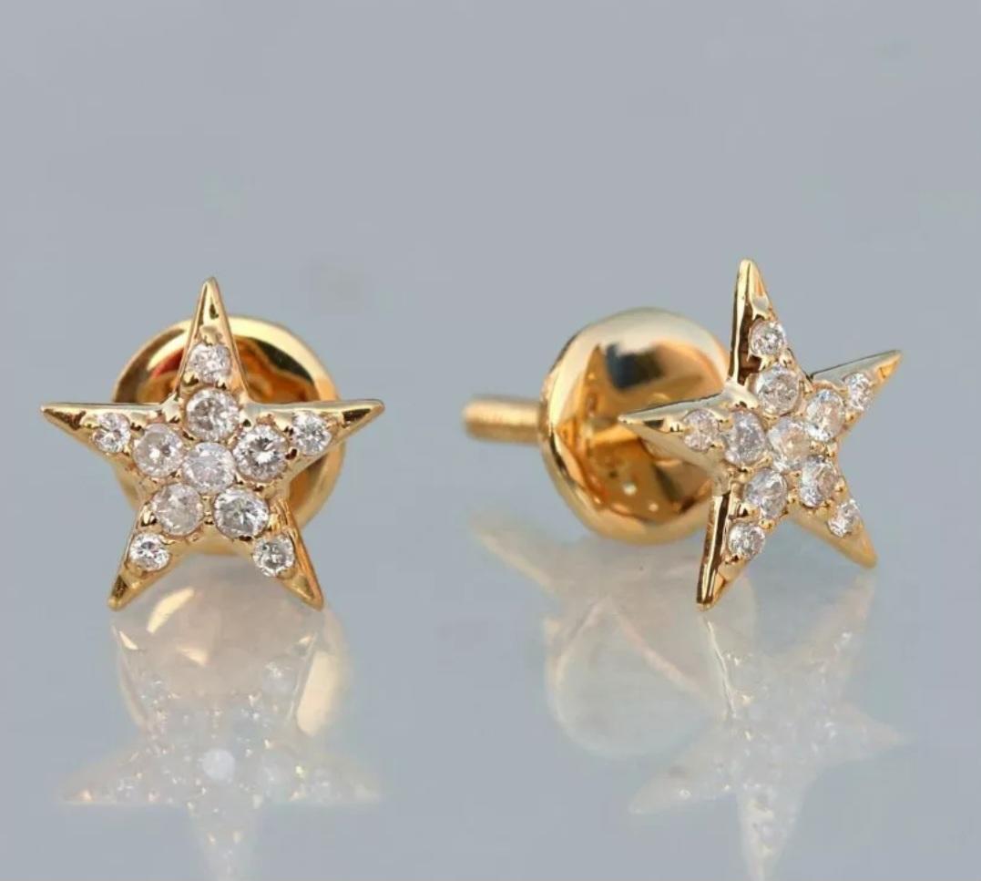 Round Cut Natural Pave Diamond Star Stud Earring 14k Gold Fine Jewelry Solid Gold Jewelry. For Sale