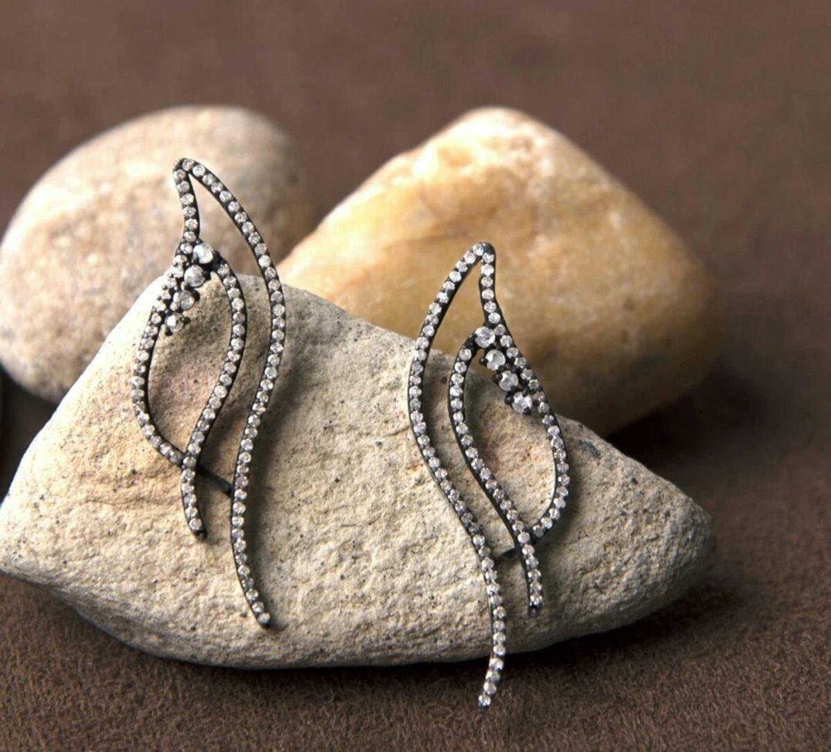 Women's Natural Pave Diamond Wedding Earring 925 Sterling Silver Birthday Gift Earring. For Sale