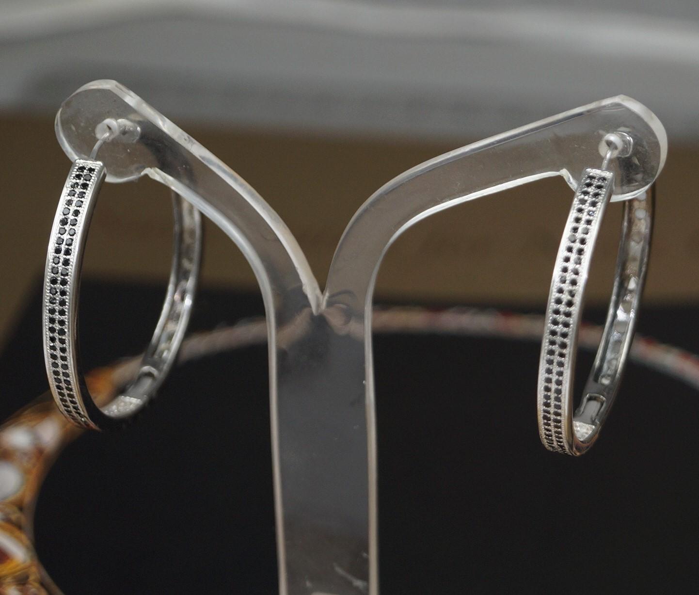 Natürliche eingefasste natürliche Diamanten oxidierte 925 Silber runde schwarze Onyx reversible Ohrringe im Angebot 2