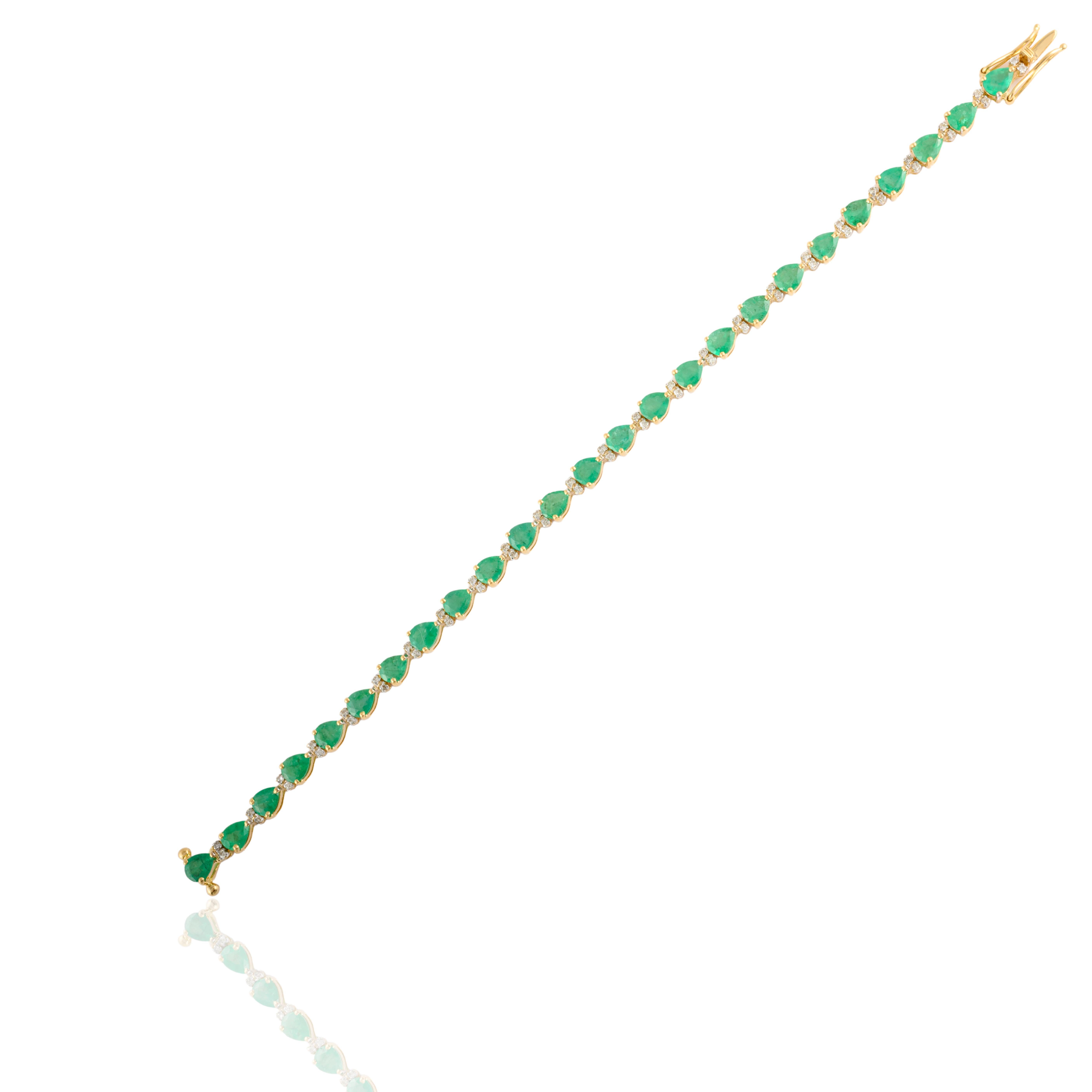 This Natural Pear Cut Emerald Diamond Bracelet in 18K gold showcases 25 endlessly sparkling natural emerald, weighing 6.92 carat and 50 pieces of diamonds weighing 0.35 carat. It measures 7 inches long in length. 
Emerald enhances the intellectual