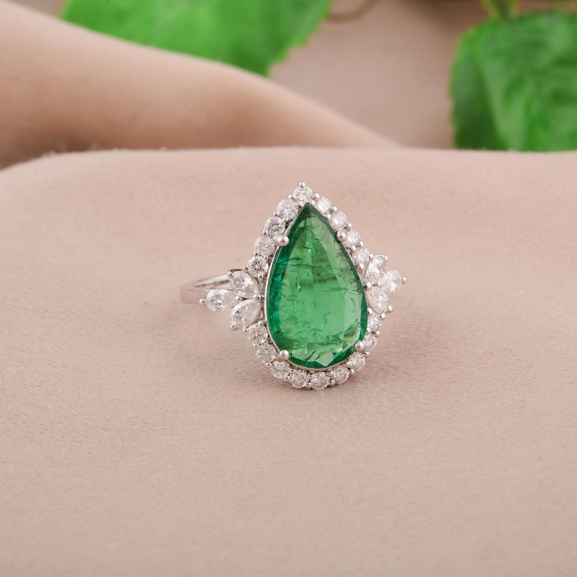 Pear Cut Natural Pear Emerald Gemstone Cocktail Ring Diamond Pave 14 Karat White Gold For Sale