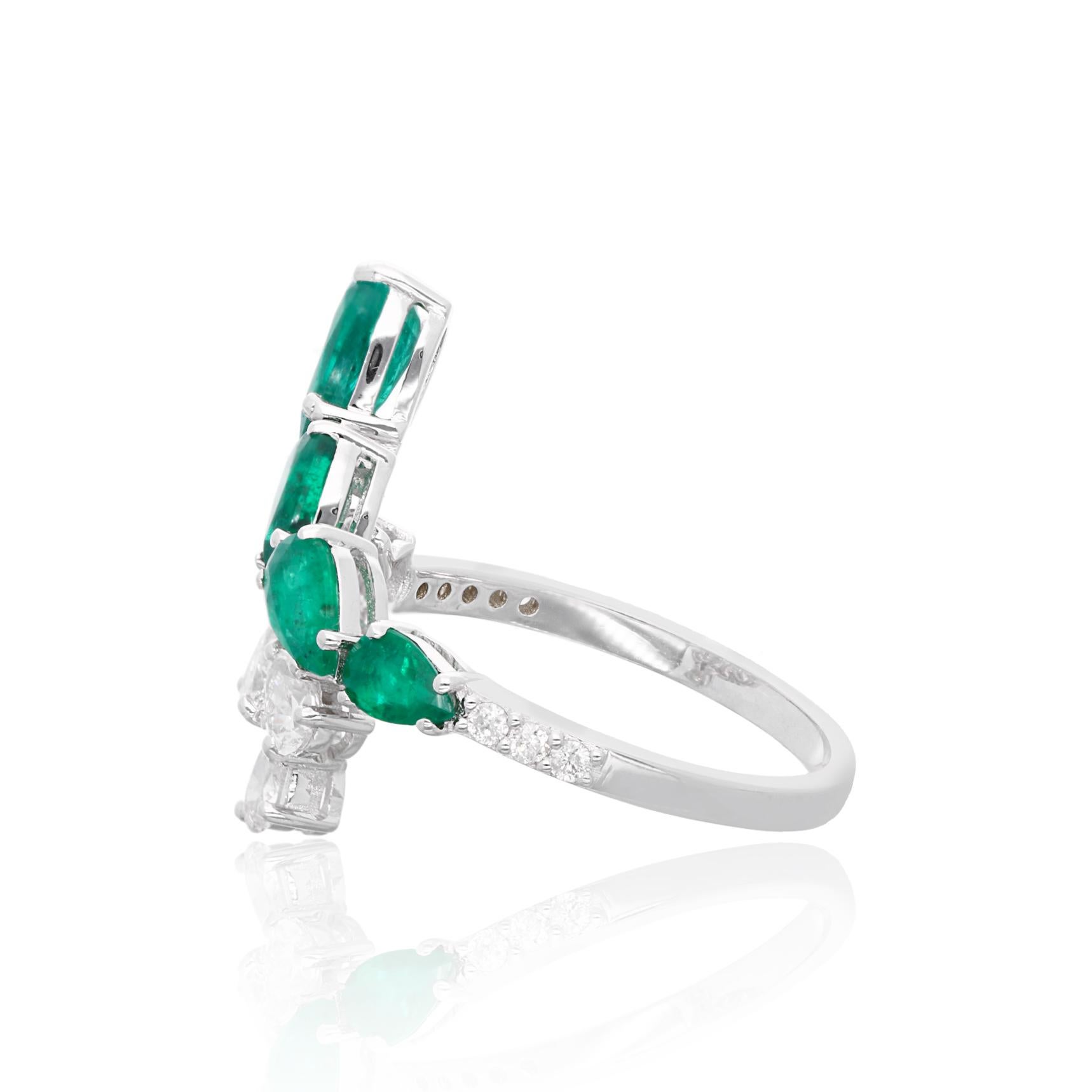 Modern Natural Pear Emerald Gemstone Ring Diamond 14k White Gold Fine Handmade Jewelry For Sale