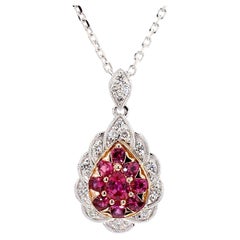 Colgante de gota de oro de 91 quilates TW de rubí rojo pera natural y diamante blanco