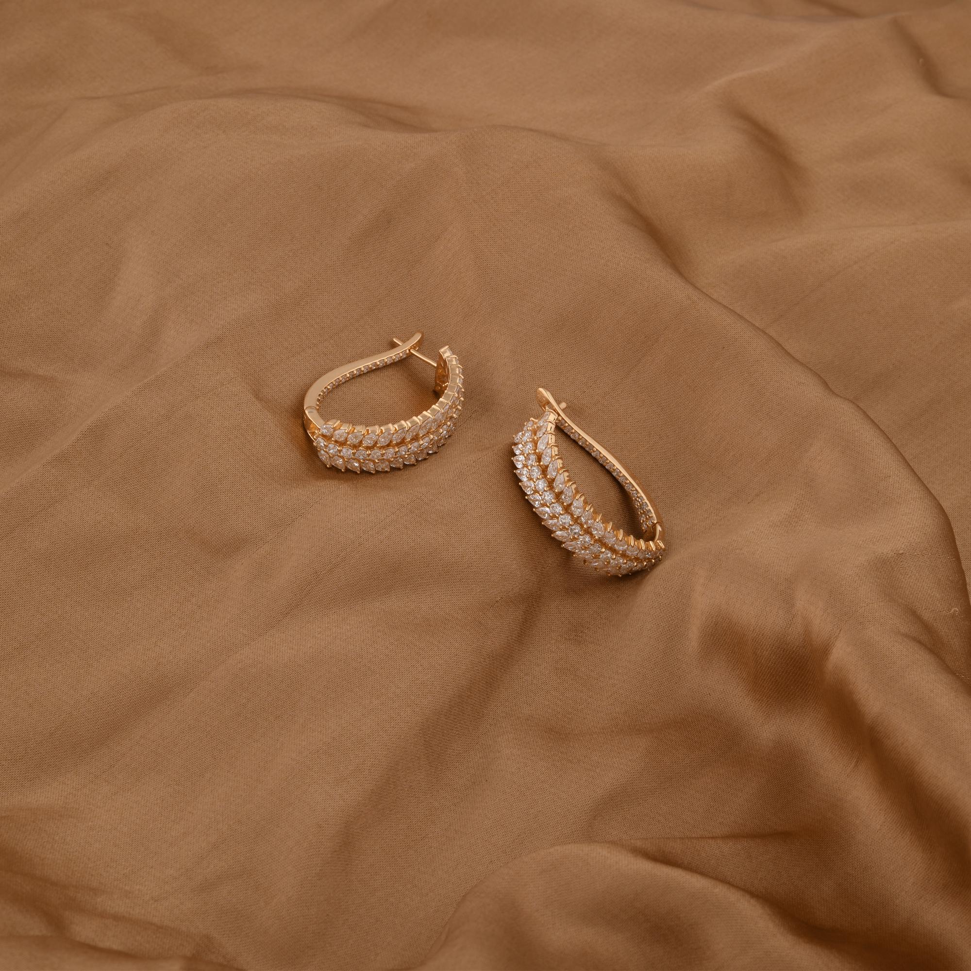 Natural Pear & Round Diamond Hoop Earrings 18 Karat Yellow Gold Handmade Jewelry In New Condition For Sale In Diera, Dubai