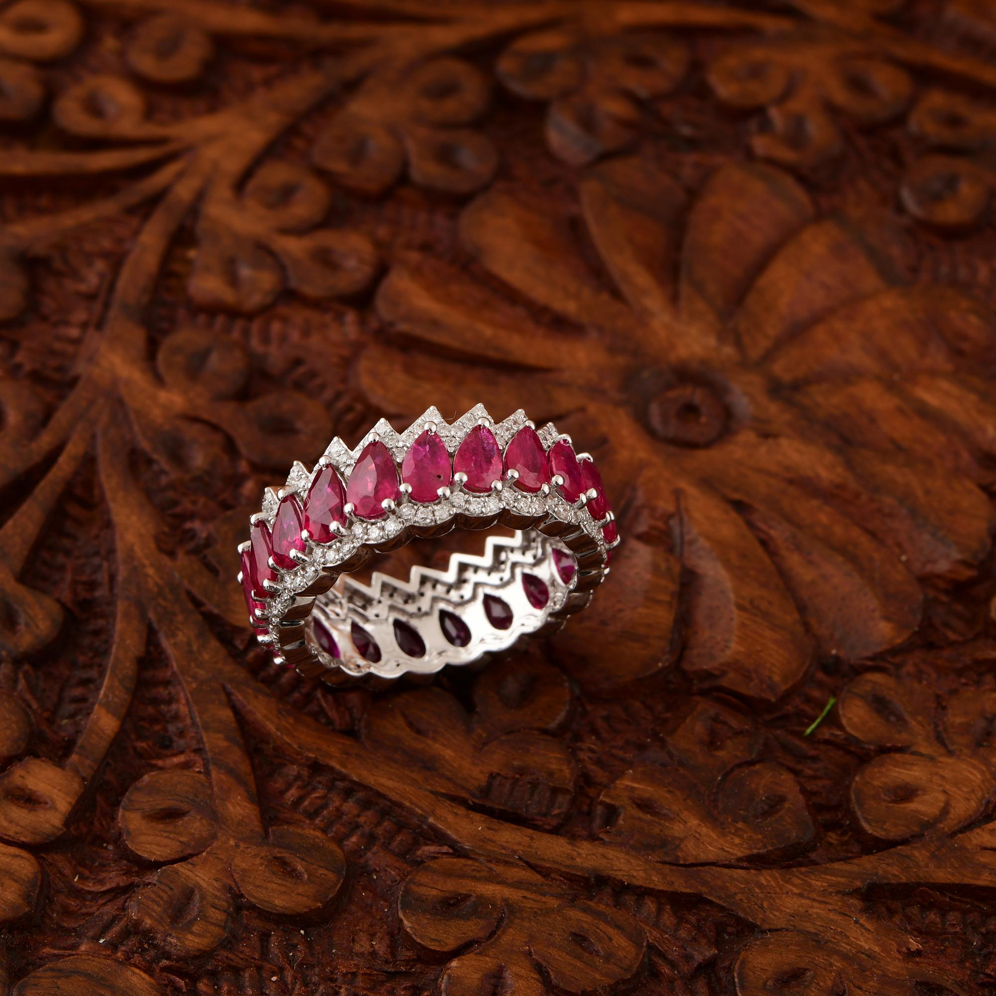 Anillo de oro blanco de 14 quilates con diamante redondo SI/H de rubí pera natural Corte pera en venta