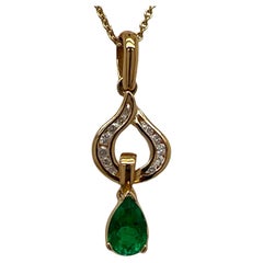 Natural Pear Shape Emerald Diamond Drop Pendant Necklace 14 Karat Yellow Gold