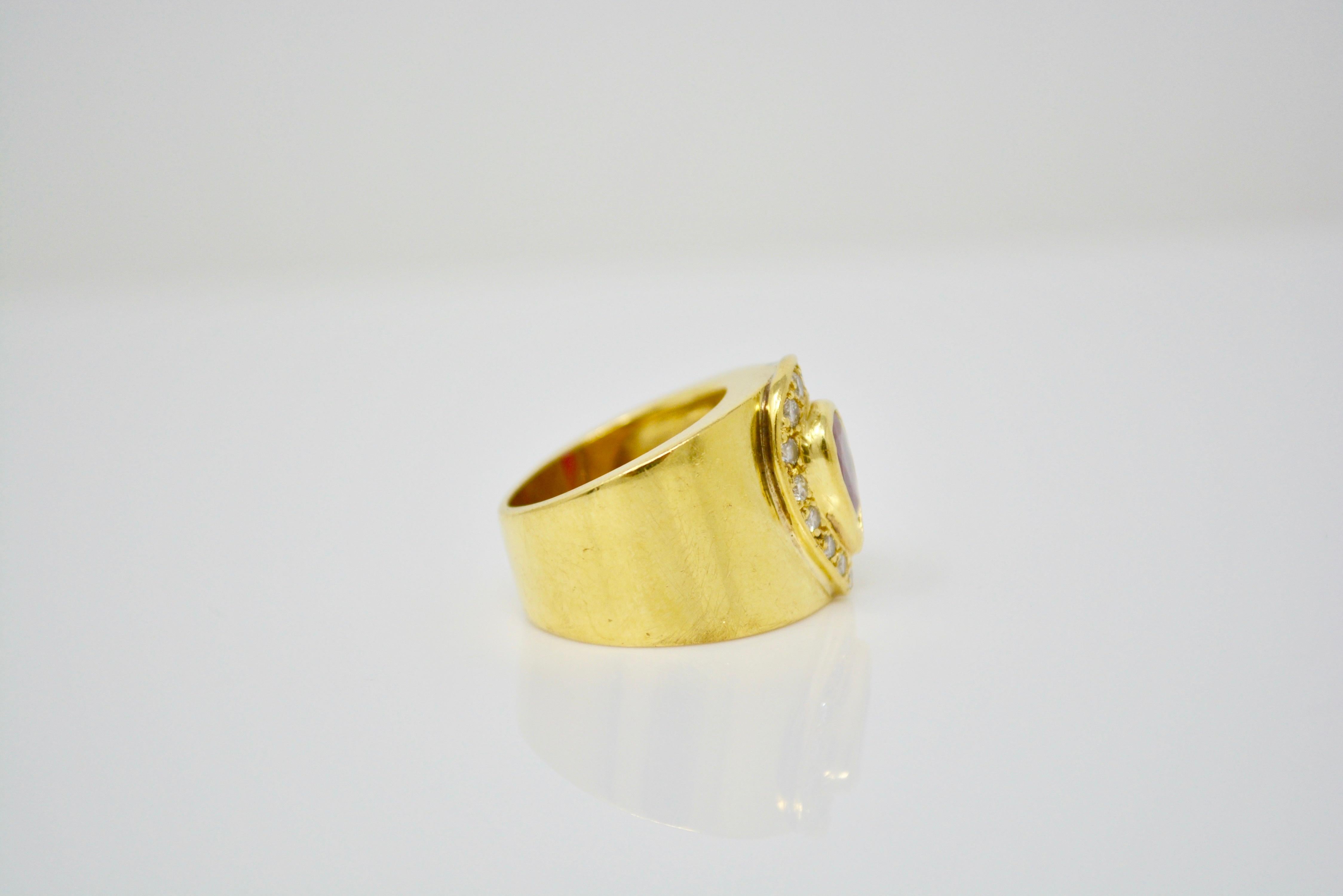 18 karat gold mercedes benz ring