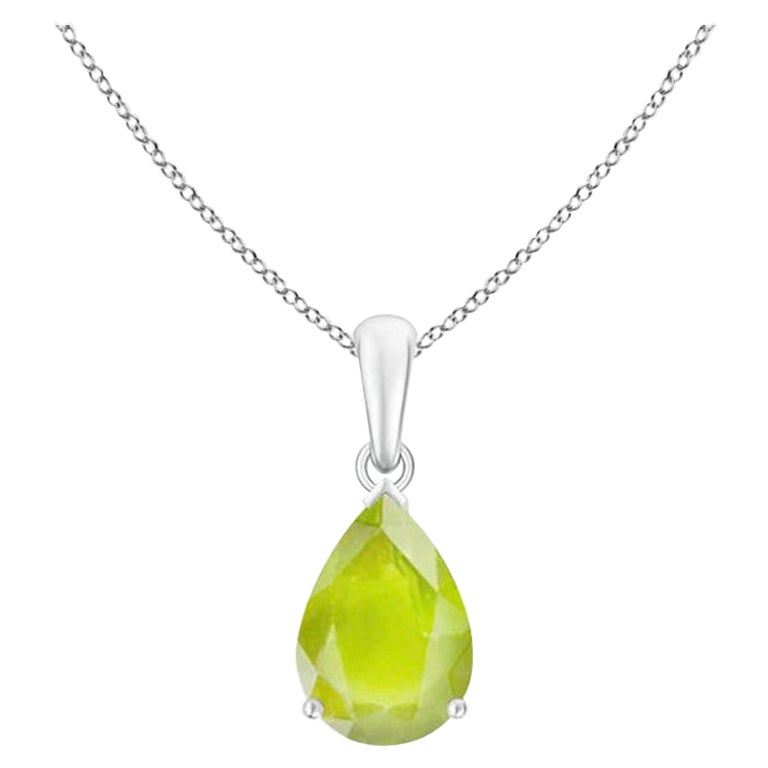 Natural Pear-Shaped 1.9 ct Peridot Solitaire Pendant in Platinum For Sale
