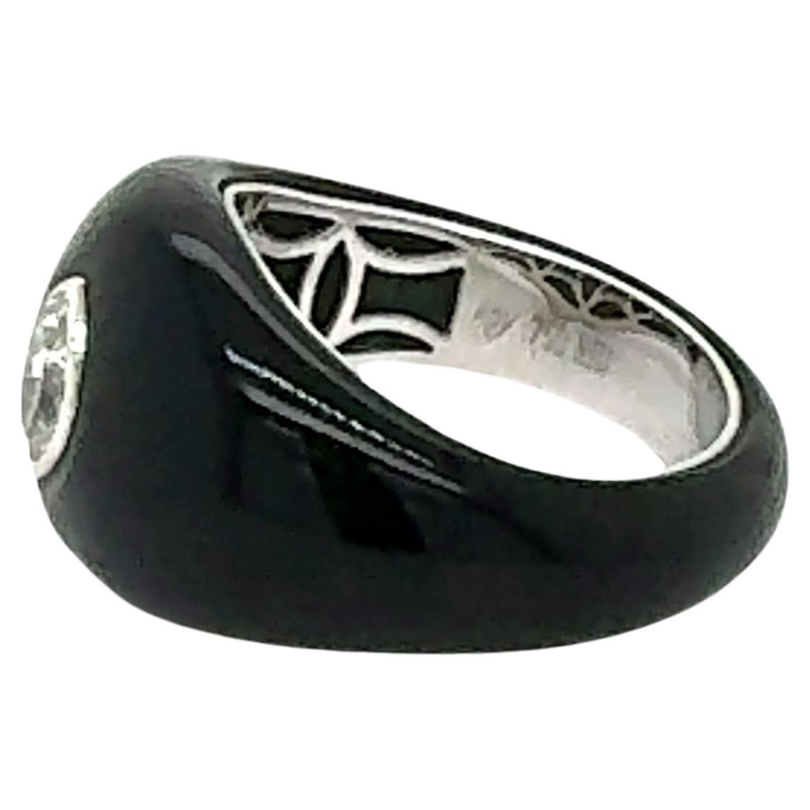 Contemporaneo Anello Gypsy con diamante naturale a forma di pera in resina nera e oro bianco 18 carati in vendita