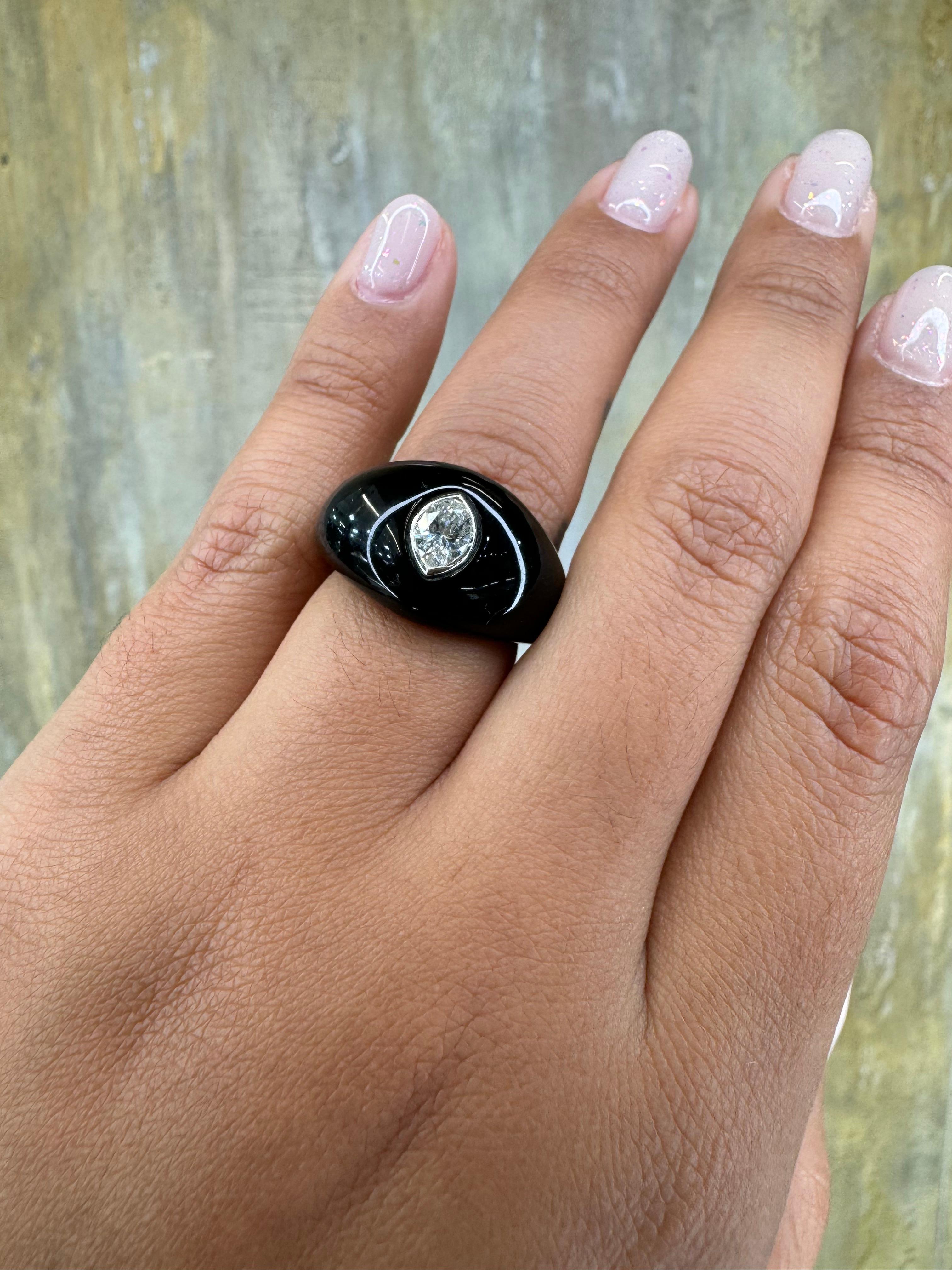 Women's Natural Pear Shaped Diamond Gypsy Ring Black Resin 18k White Gold For Sale