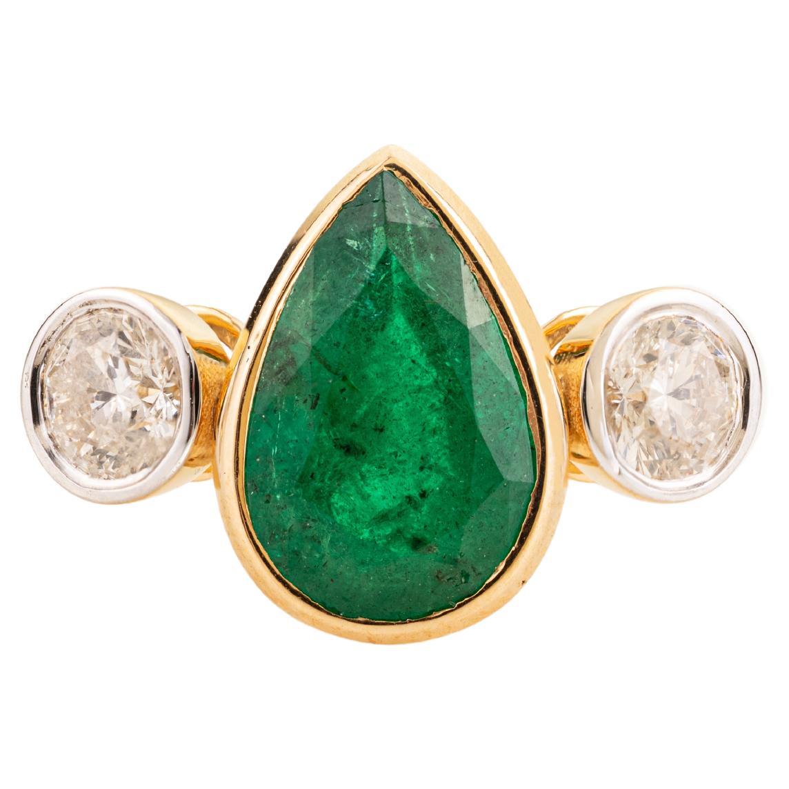 Natural Pear-Shaped Emerald & Diamond Three-Stone Ring in 18K Yellow Gold 2.29Ct