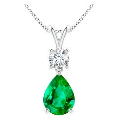 Natural Pear-Shaped Emerald V-Bale Pendant in Platinum (Size-8x6mm)