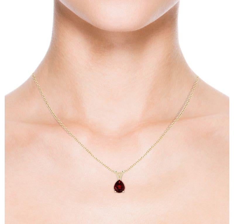 Moderne Pendentif solitaire en or jaune 14 carats avec grenat naturel en forme de poire de 1,80 carat en vente