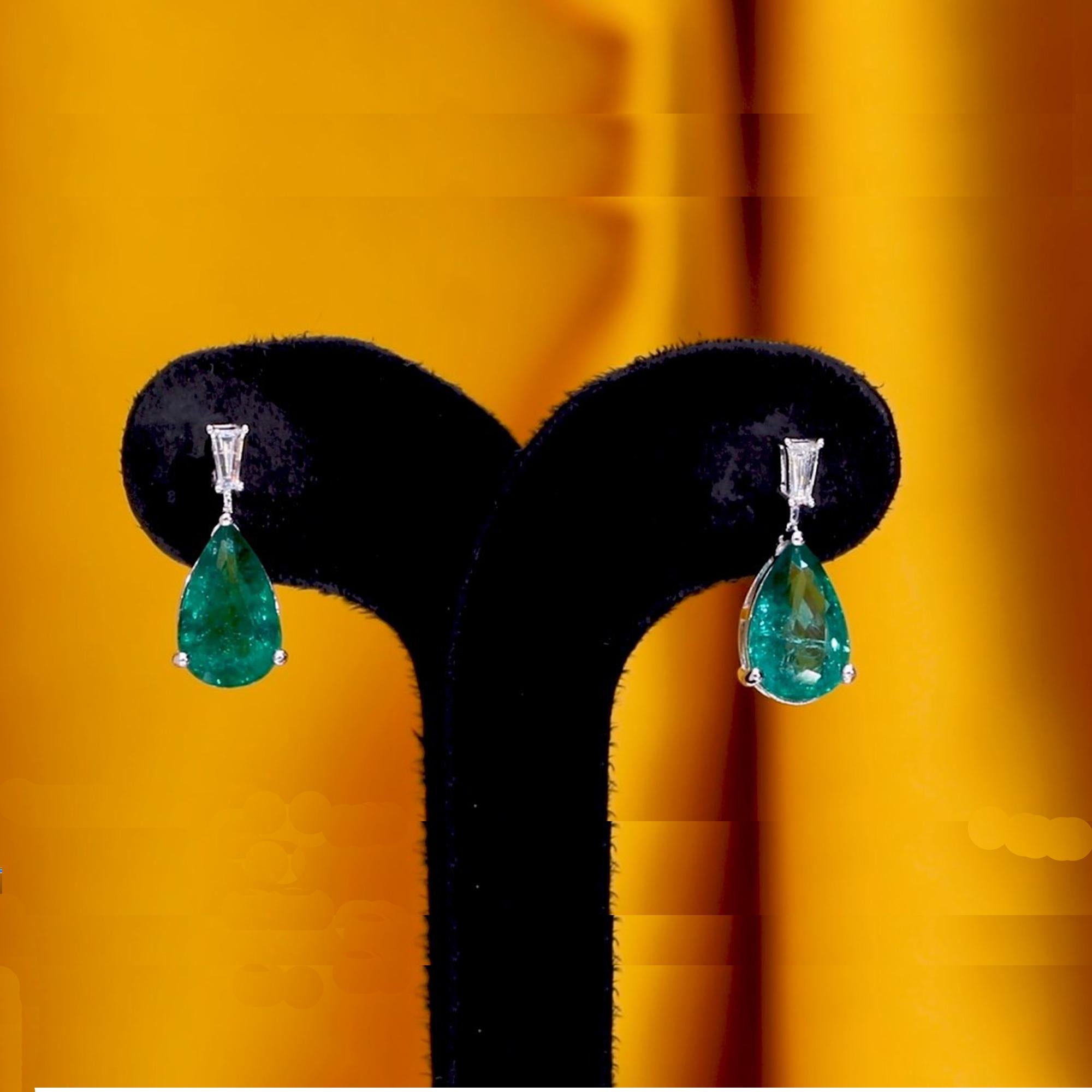 Modern Natural Pear Zambian Emerald Earrings SI/H Brilliant Cut Diamond White Gold For Sale
