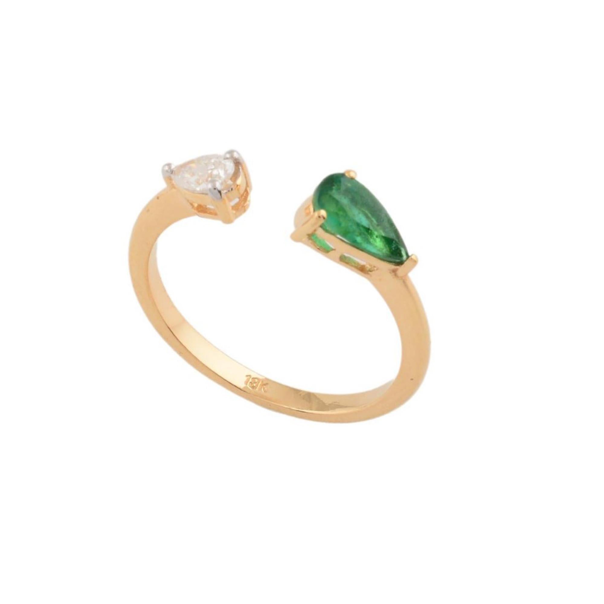 En venta: Natural Pear Zambian Emerald Gemstone Cuff Ring Diamond 18 Karat Yellow Gold  2