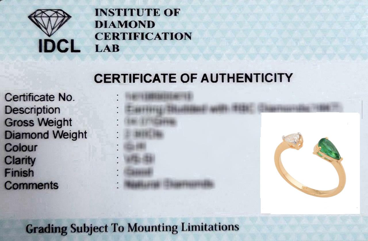 En venta: Natural Pear Zambian Emerald Gemstone Cuff Ring Diamond 18 Karat Yellow Gold  4