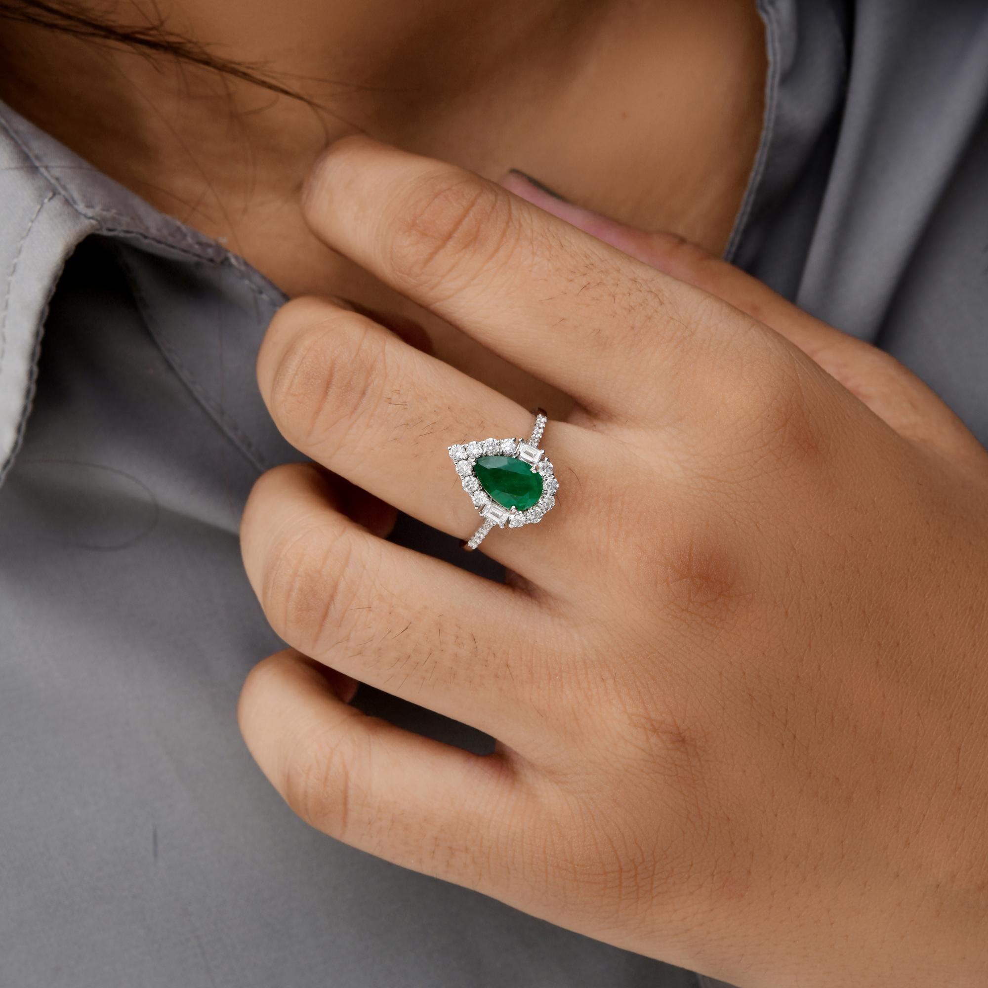 Women's Natural Pear Zambian Emerald Ring SI/HI Diamond 14 Karat White Gold Fine Jewelry For Sale