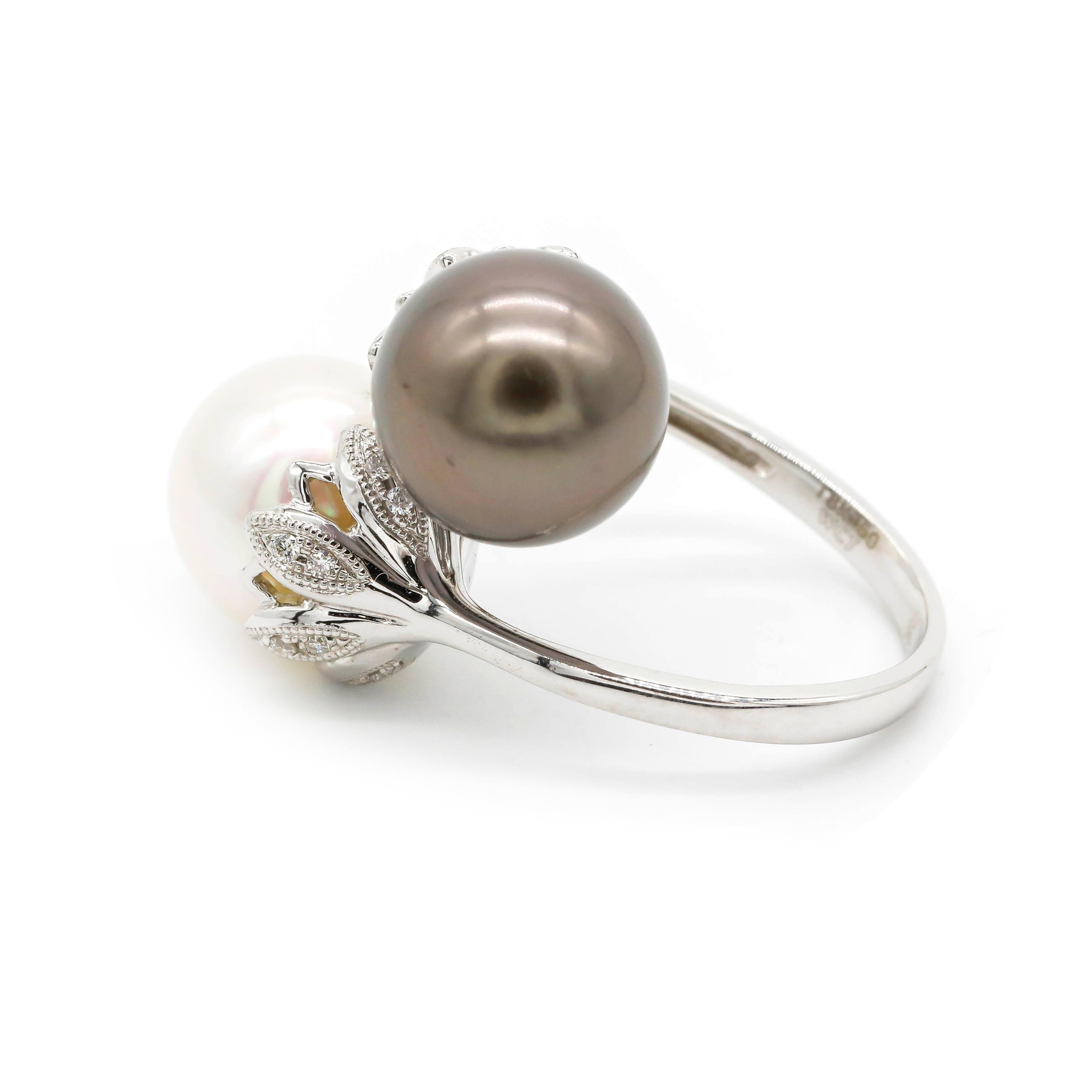 Natural Pearl 0.10 Carat Round Diamond Pave 18 Karat White Gold Wrap Ring

Natural Pearl Wrap Ring, set in stunning 18k White Gold. 0.10 CTW Round cut Diamond is Pave on the mount of the ring, embraced by Natural White Pearl in the center ,