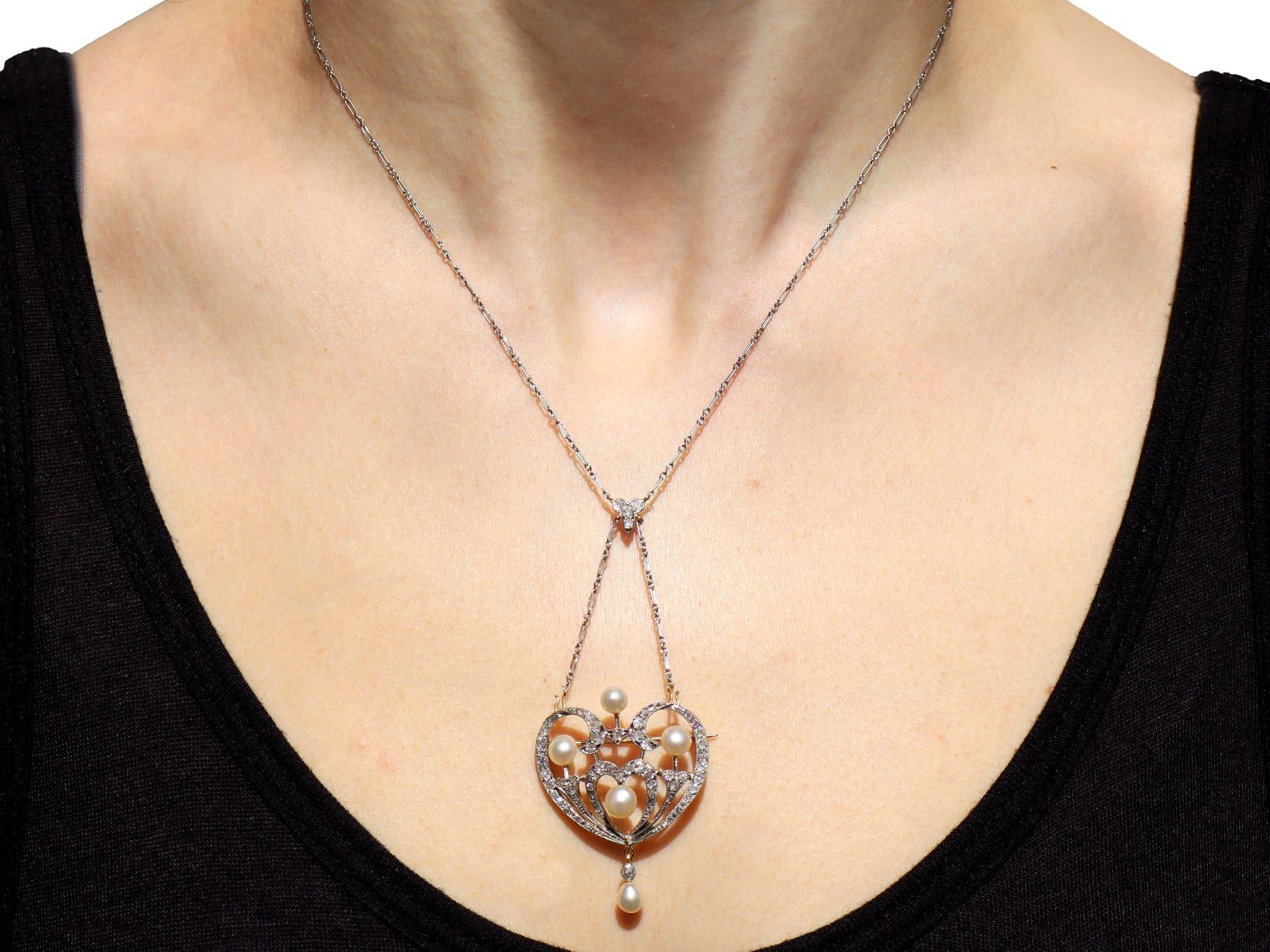 Broche pendentif en or jaune 12 carats avec perles naturelles de 0,95 carat et diamants, c. 1900 en vente 9