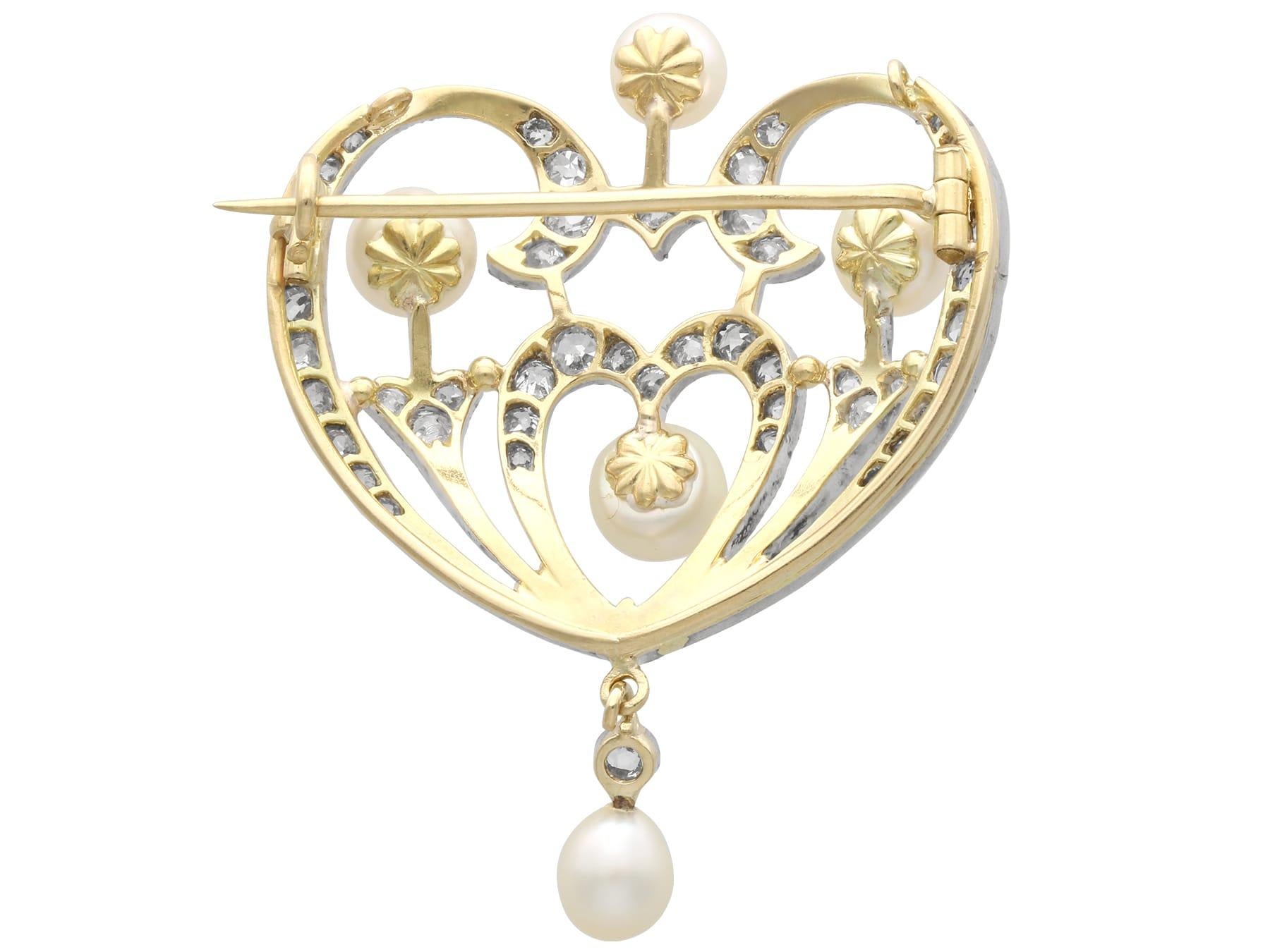 Broche pendentif en or jaune 12 carats avec perles naturelles de 0,95 carat et diamants, c. 1900 en vente 4