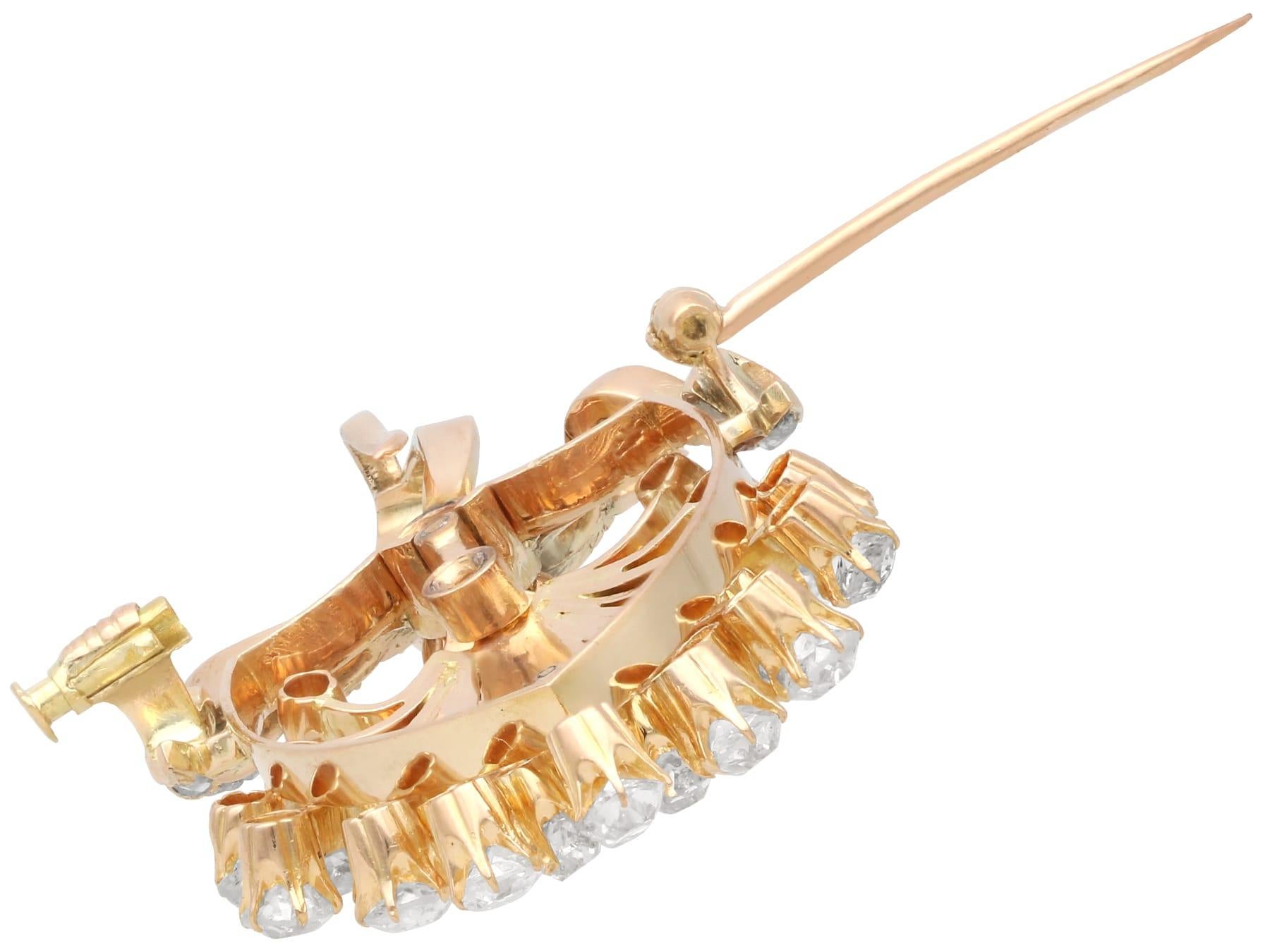 Natural Pearl and 4.84 Carat Diamond 18k Yellow Gold Pendant / Brooch Circa 1880 en vente 5