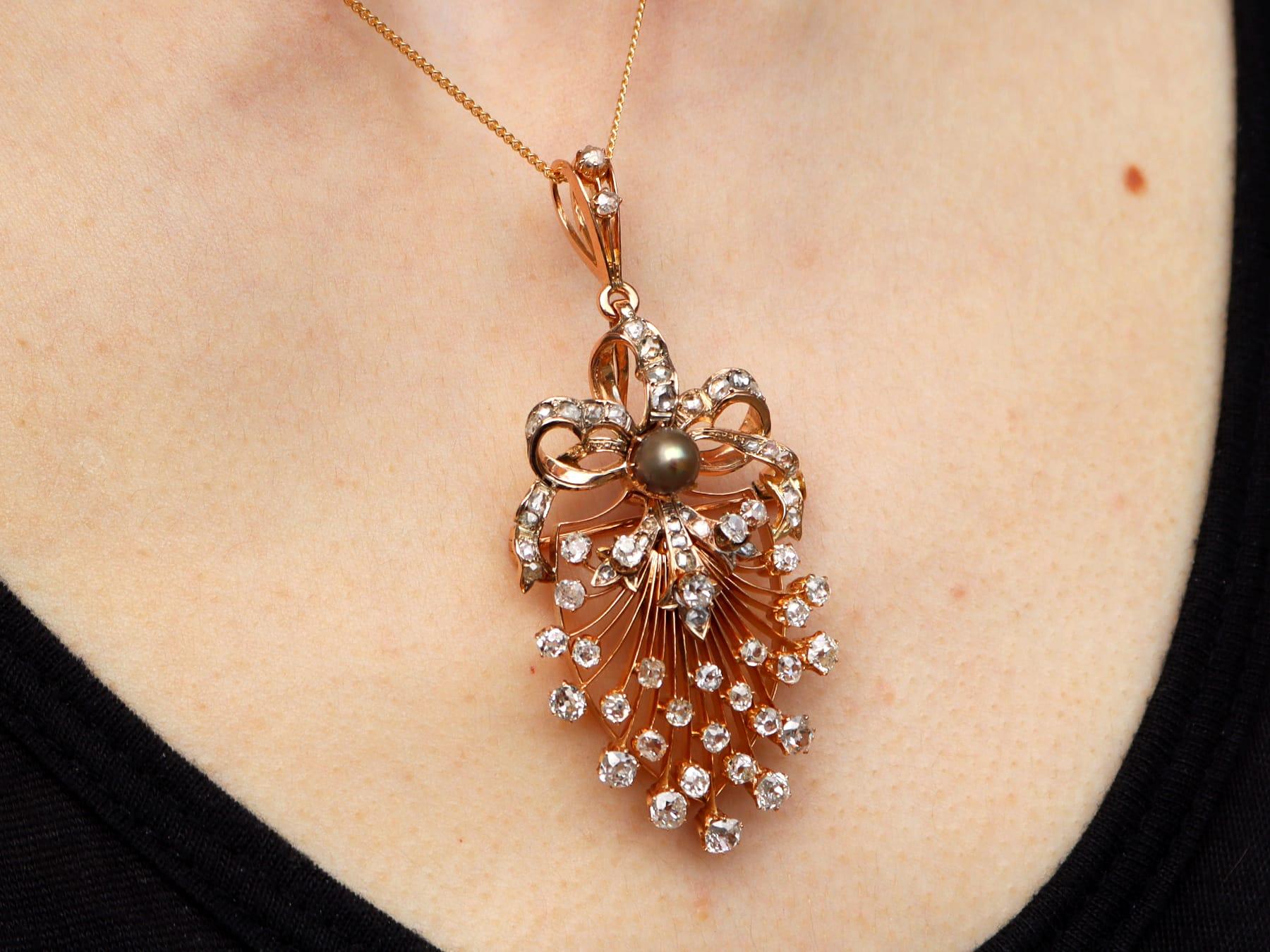 Natural Pearl and 4.84 Carat Diamond 18k Yellow Gold Pendant / Brooch Circa 1880 en vente 9