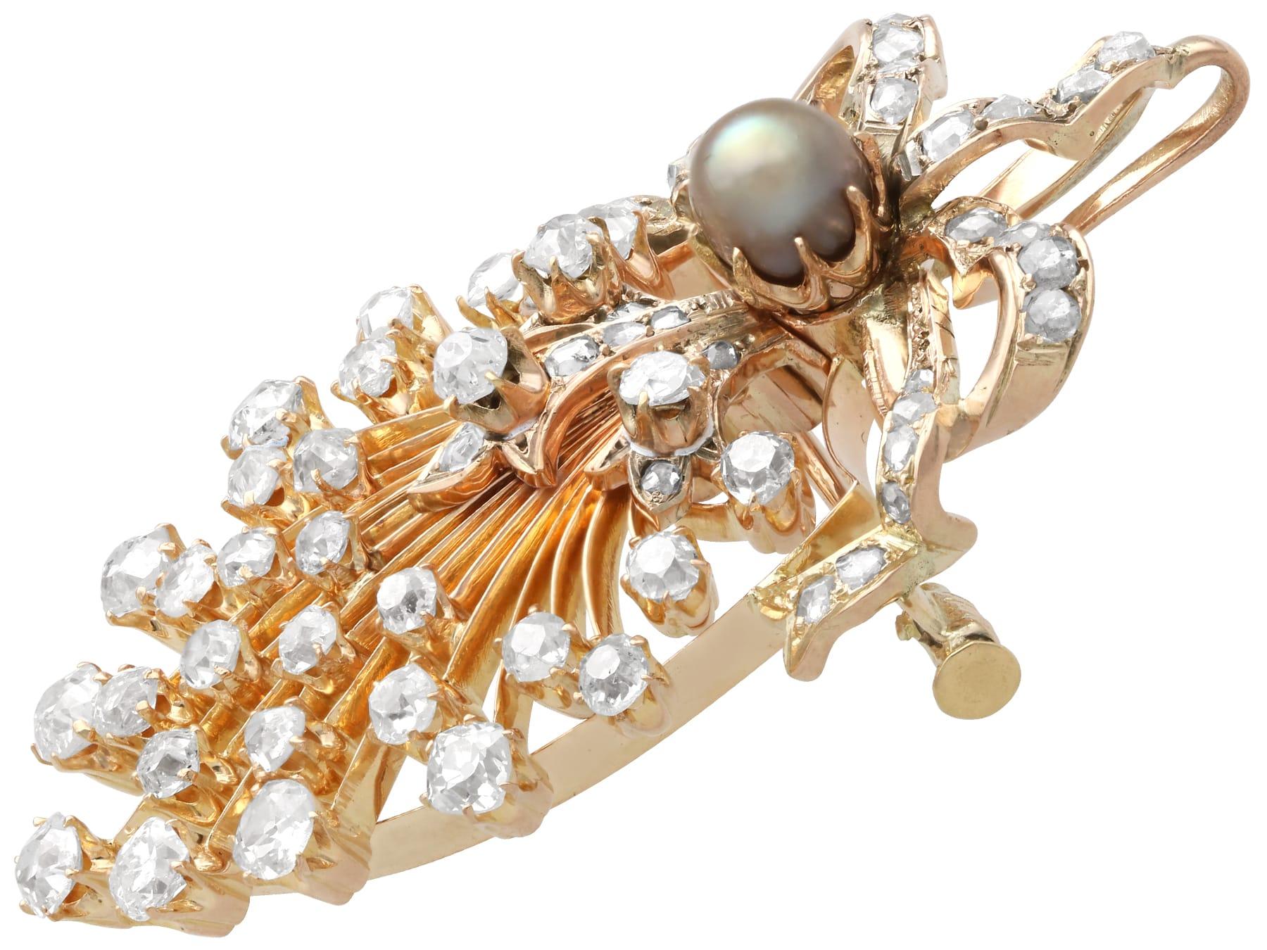 Natural Pearl and 4.84 Carat Diamond 18k Yellow Gold Pendant / Brooch Circa 1880 en vente 2