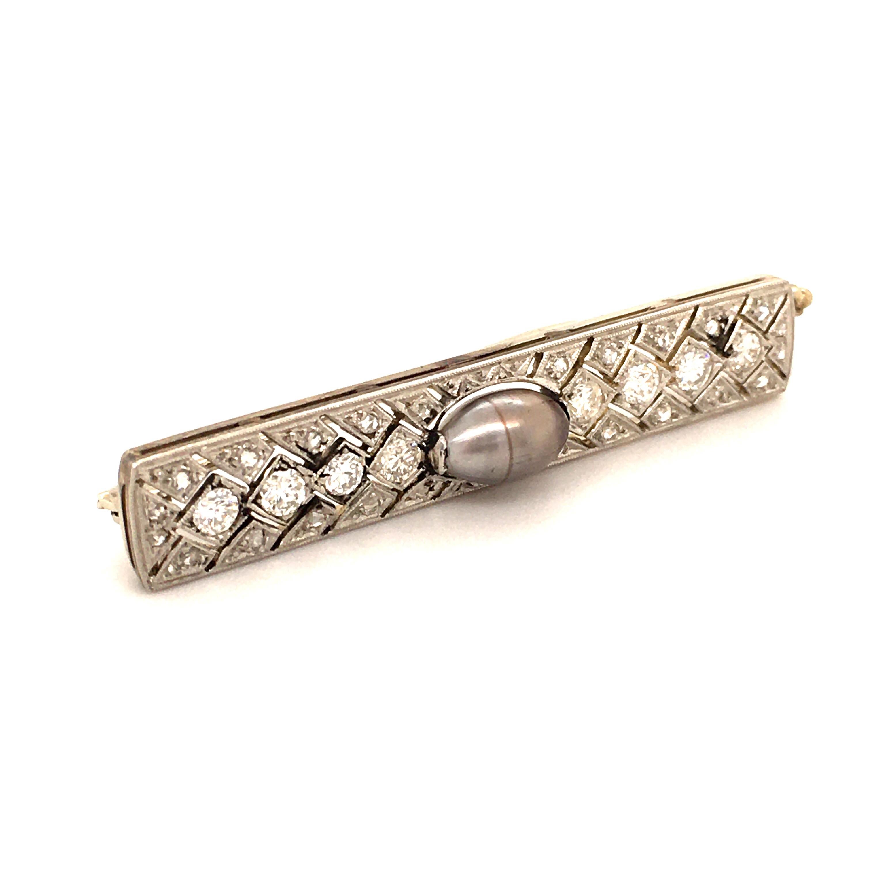 Edwardian Natural Pearl and Diamond Brooch in Platinum and 18 Karat White Gold