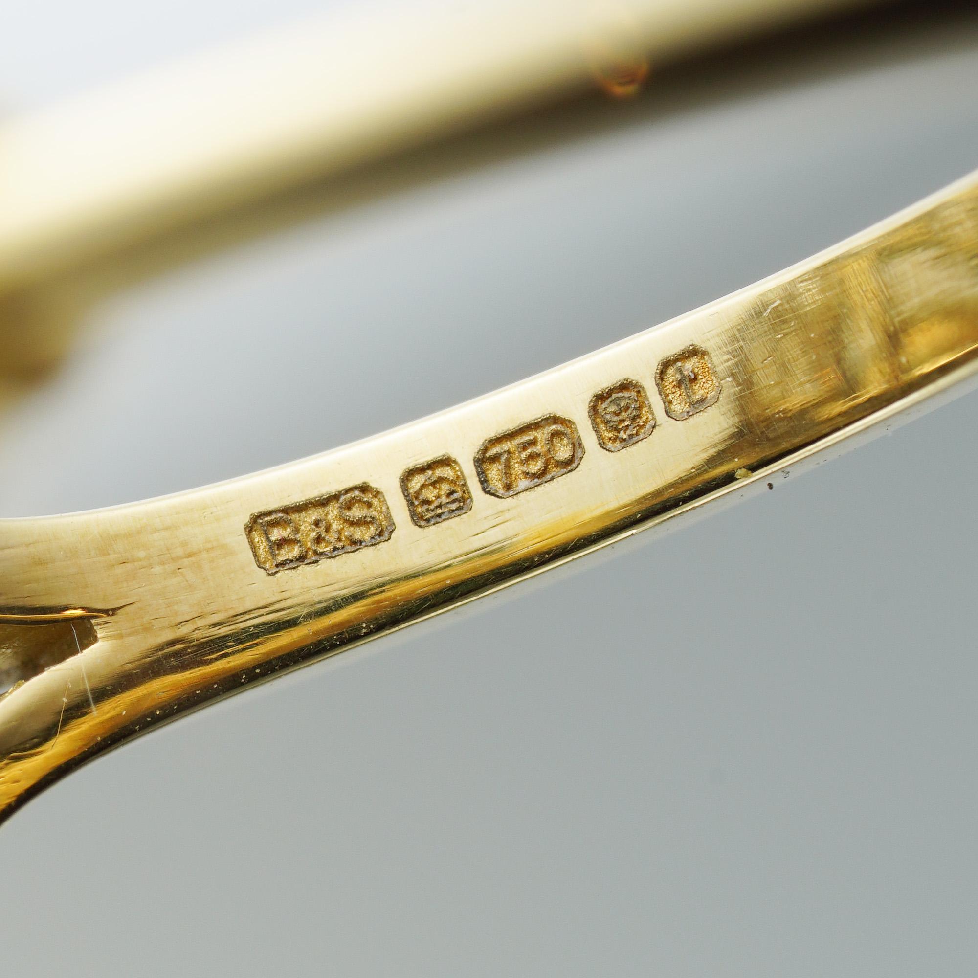 Anello con perle naturali e diamanti a grappolo In condizioni buone in vendita a London, GB