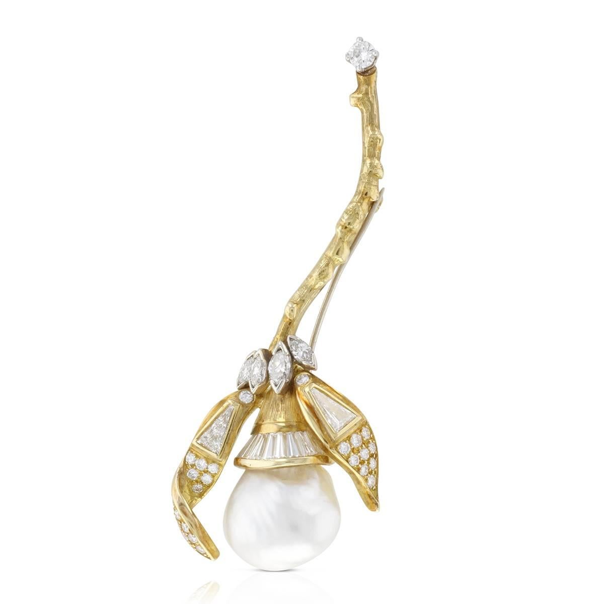 Round Cut Natural Pearl and Diamond Retro Brooch in Yellow Gold