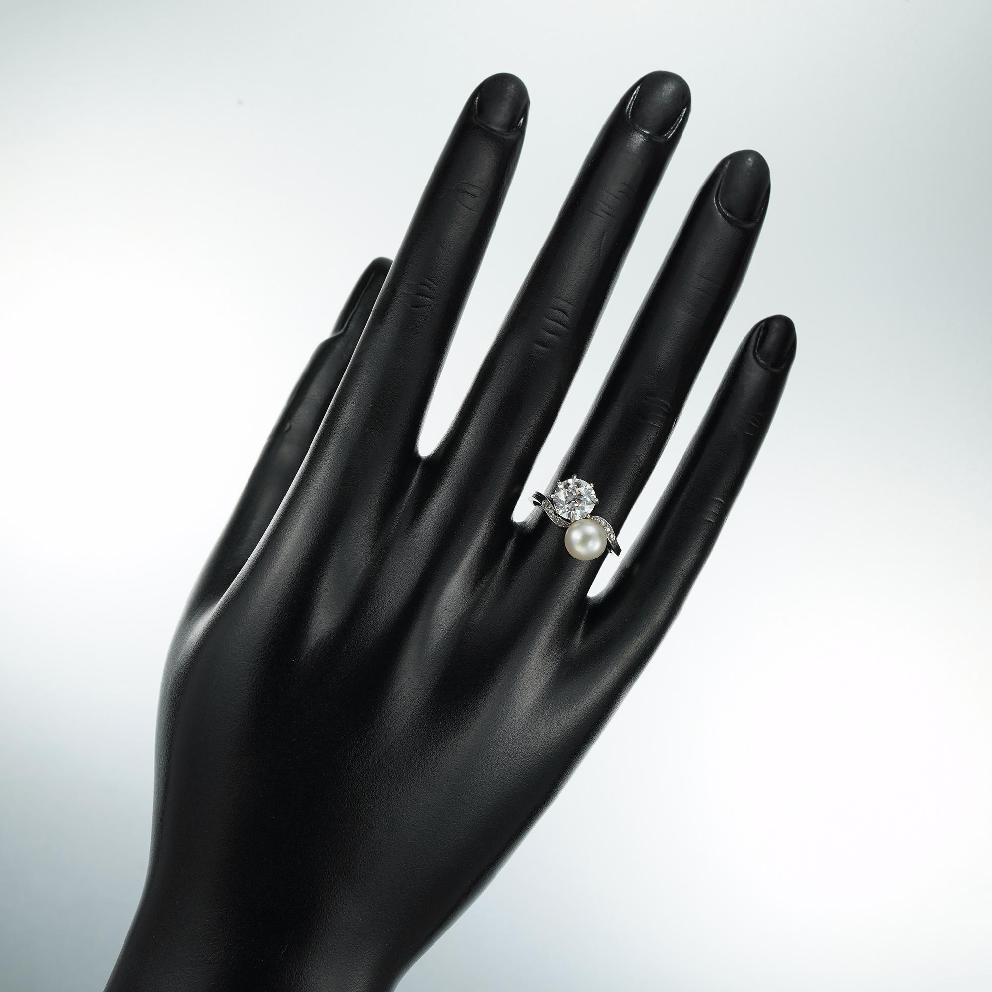 Ring mit Naturperlen und Diamanten 1