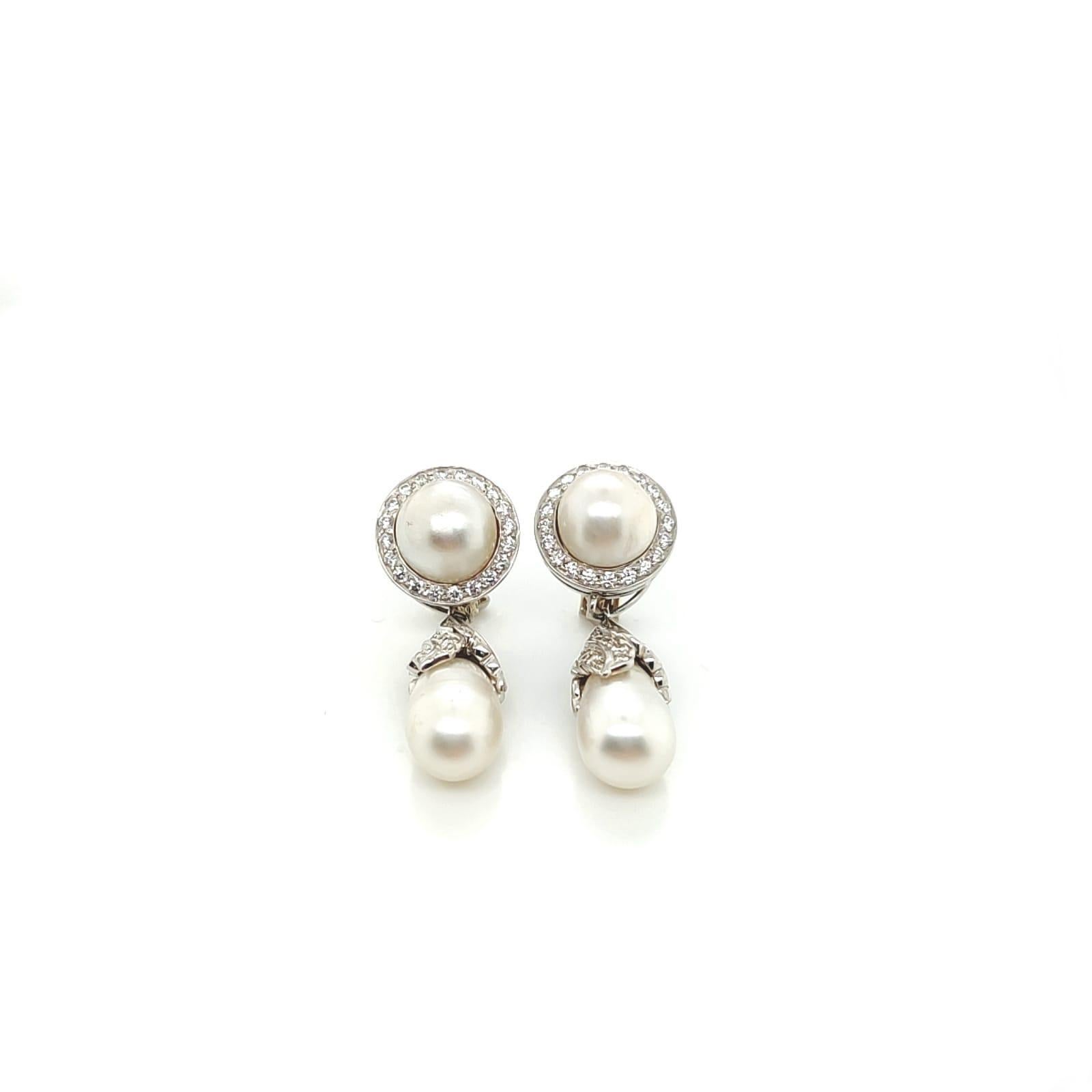 Natural Pearl and Diamonds Drop Earrings In New Condition For Sale In New York, NY
