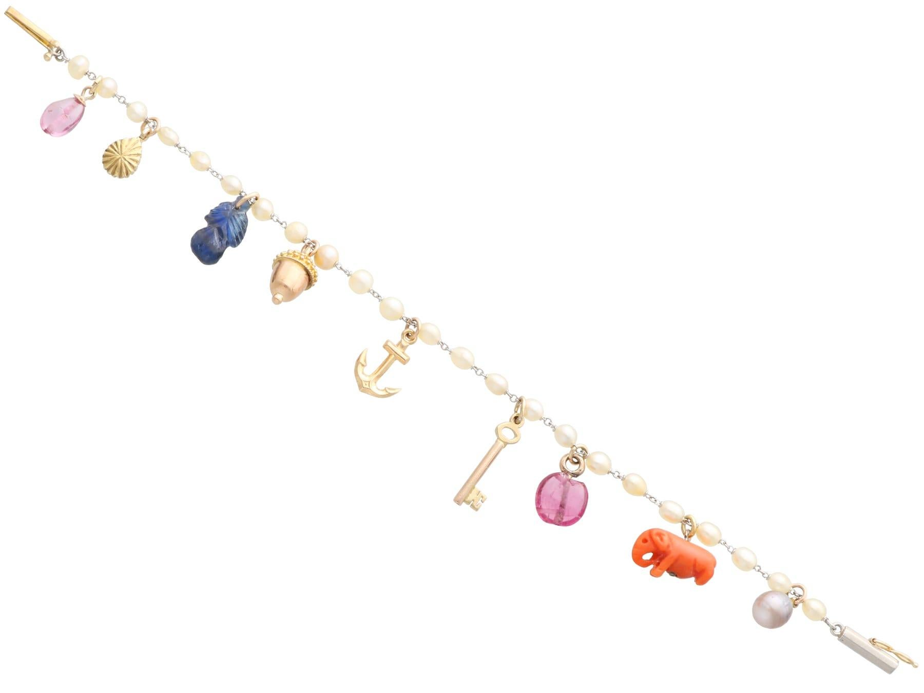 Bracelet breloque ancien perle, saphir, tourmaline, topaze et rubis en vente 2
