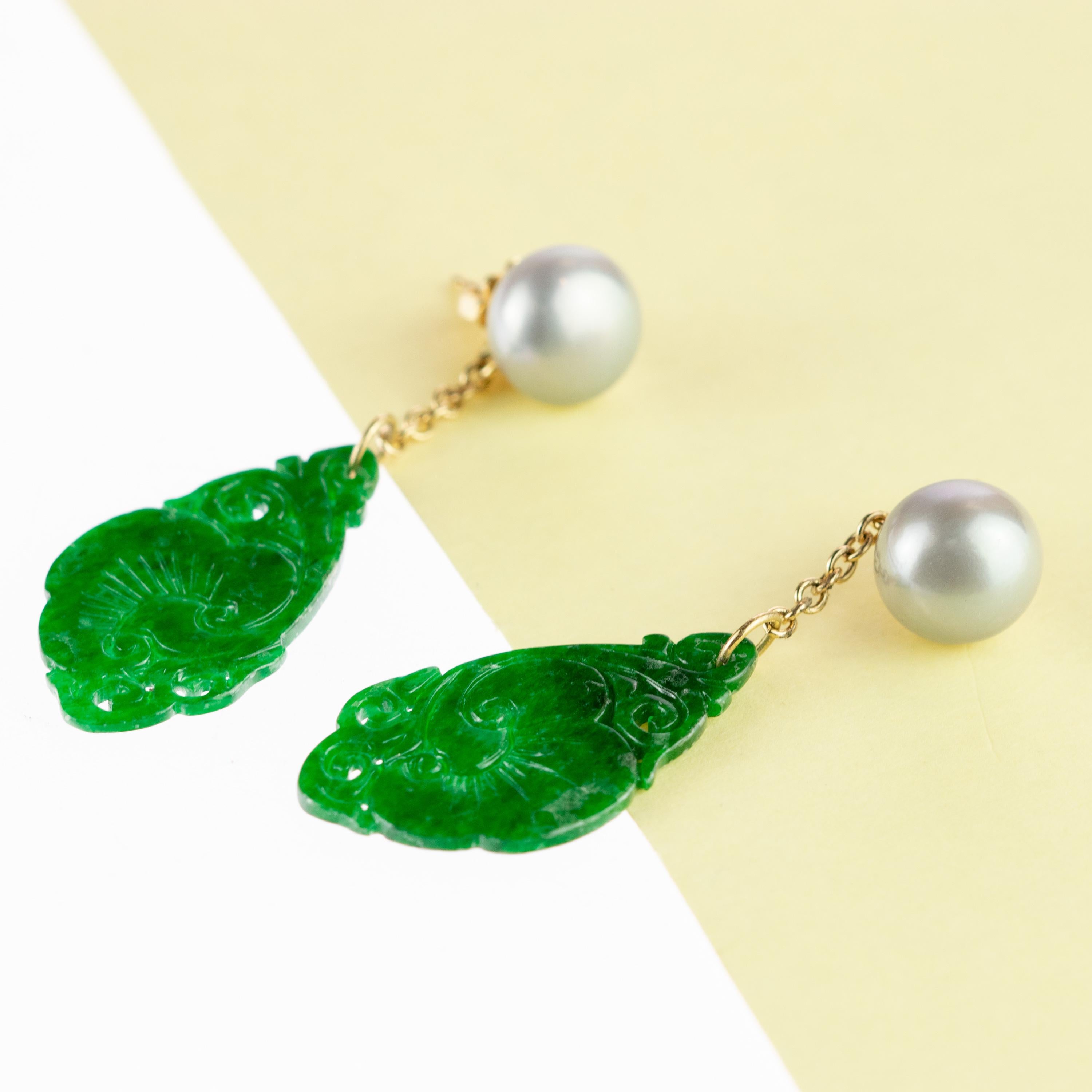 Mixed Cut Pearl Carved Natural Jade Flower 18 Karat Yellow Gold Chain Dangle Drop Earrings