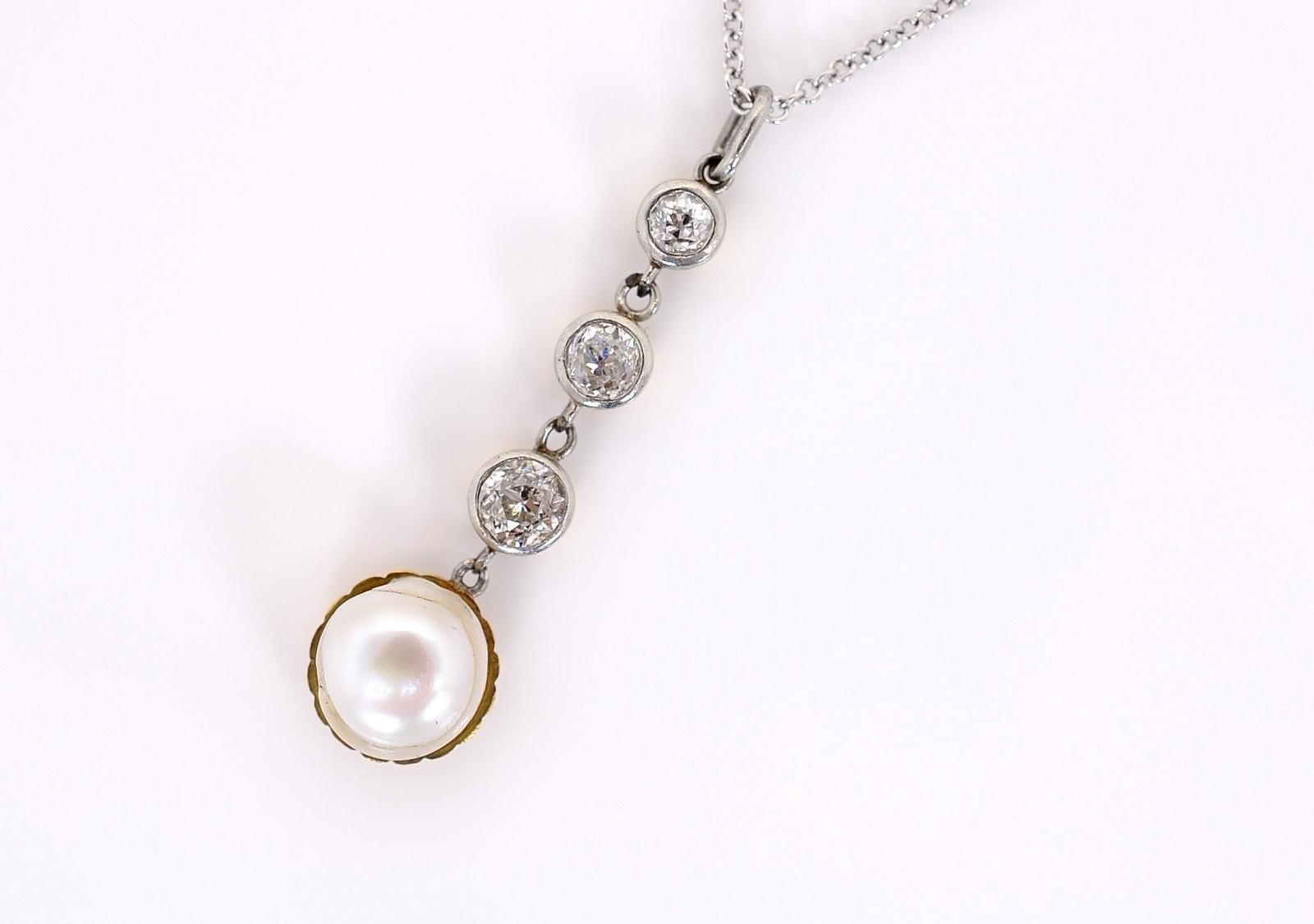 Women's Natural Pearl Diamond Antique Pendant