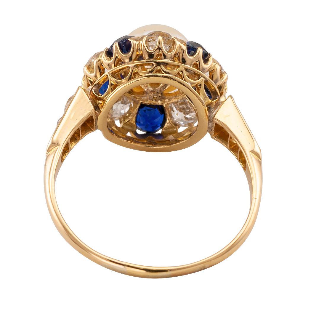Natural Pearl Diamond Sapphire Victorian Gold Ring In Good Condition In Los Angeles, CA