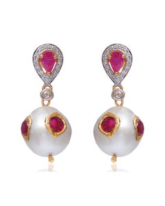 Pendientes de rubí natural de 30,46 quilates en oro de 18 quilates