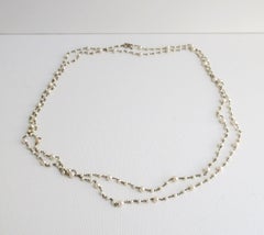 Collana di perle nello stile di Chanel
