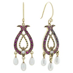 Boucles d'oreilles florales en or massif 9K avec perles naturelles, rubis et diamants de style vintage