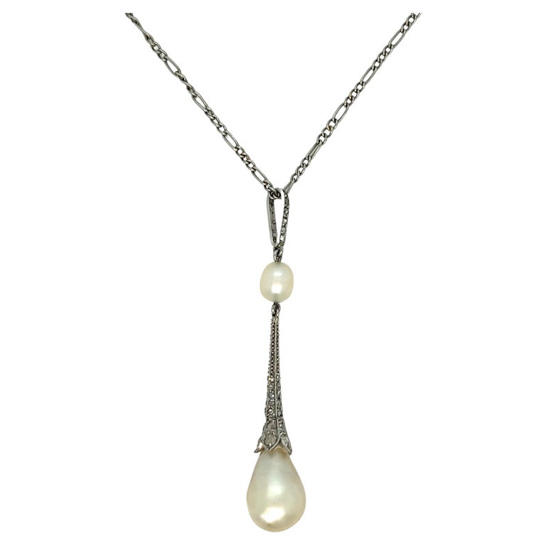 Natural Pearls and Diamond Necklace For Sale at 1stDibs