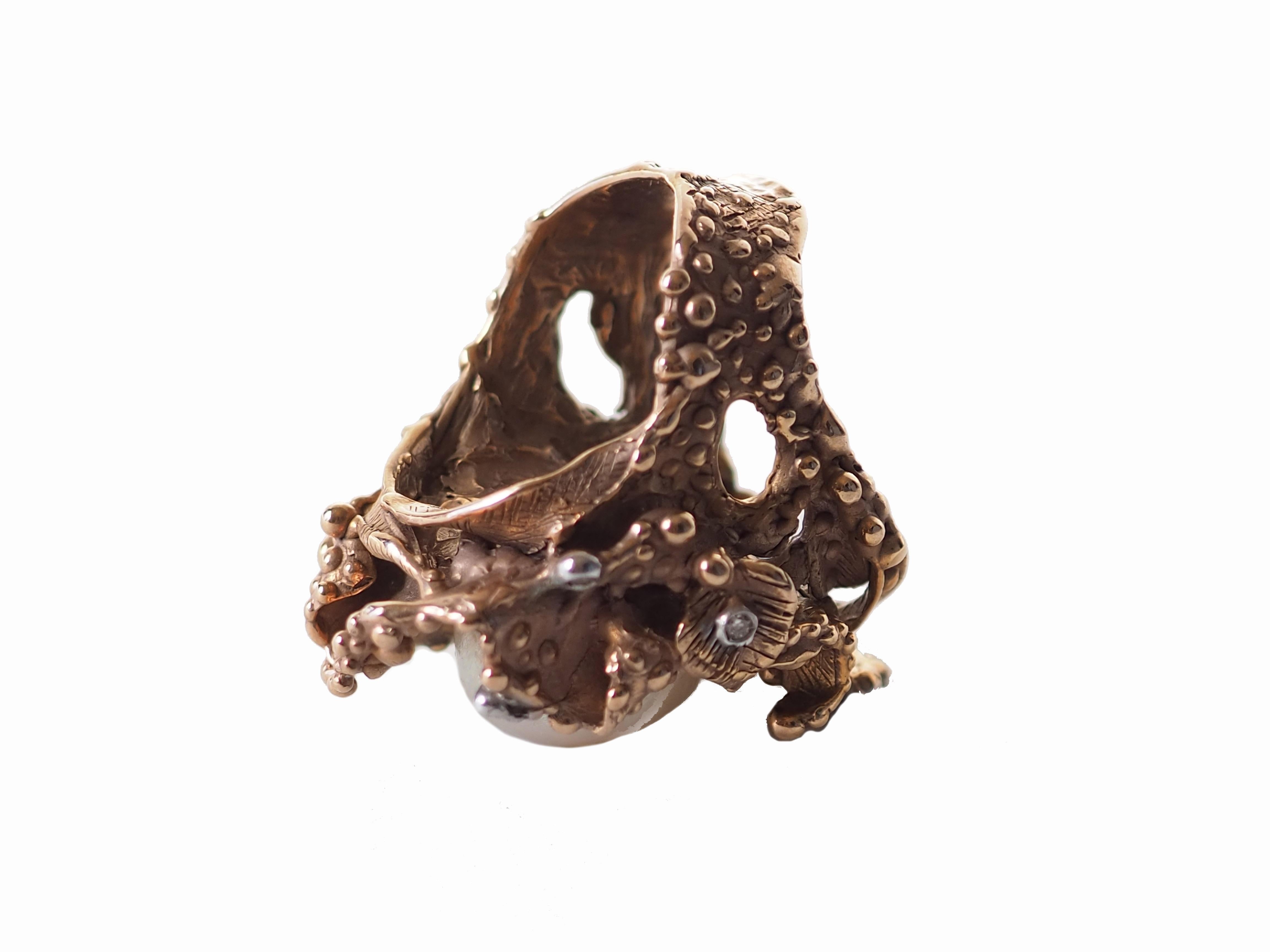 Bague en bronze avec perles naturelles et diamants Neuf - En vente à Milan, IT