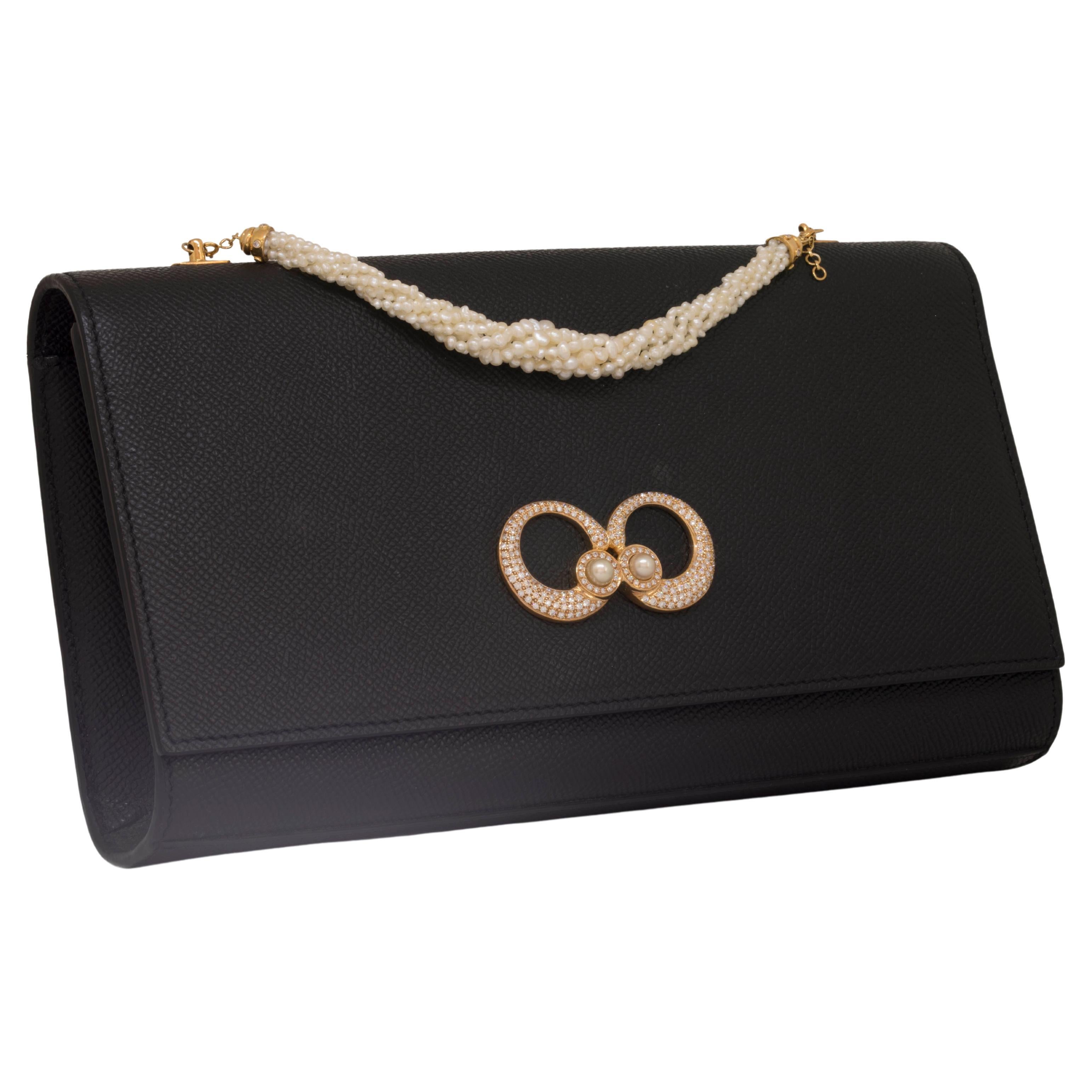 Natural Pearls Genuine Leather Clutch in 18k Yellow gold with Diamonds For Sale