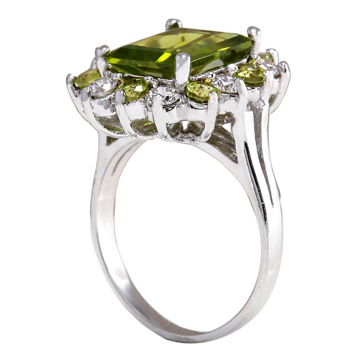Modern Exquisite Natural Peridot 14K White Gold Diamond Ring For Sale