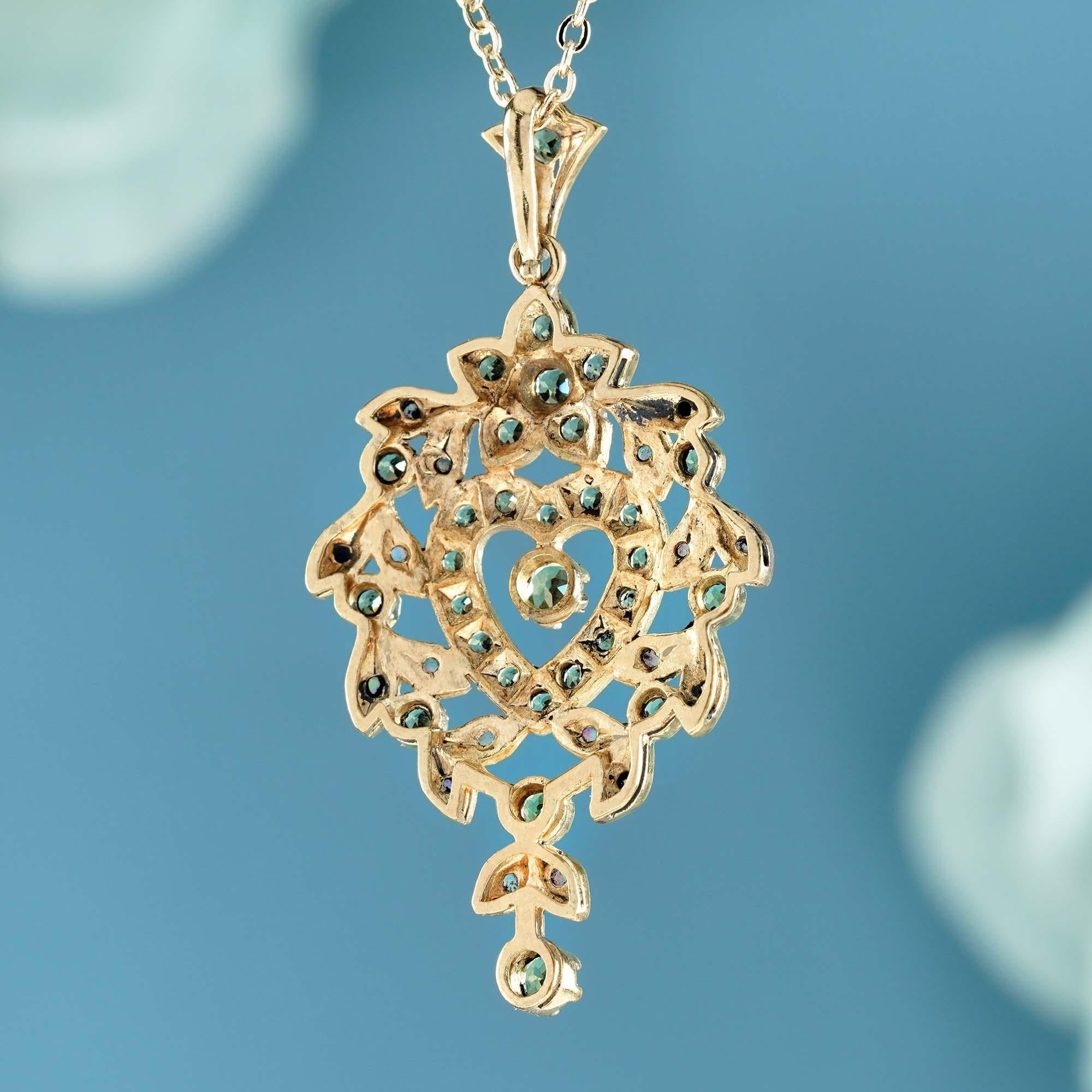 Blumenherz-Anhänger aus massivem 9 Karat Gold mit natürlichem Peridot und Opal im Vintage-Stil (Rundschliff) im Angebot