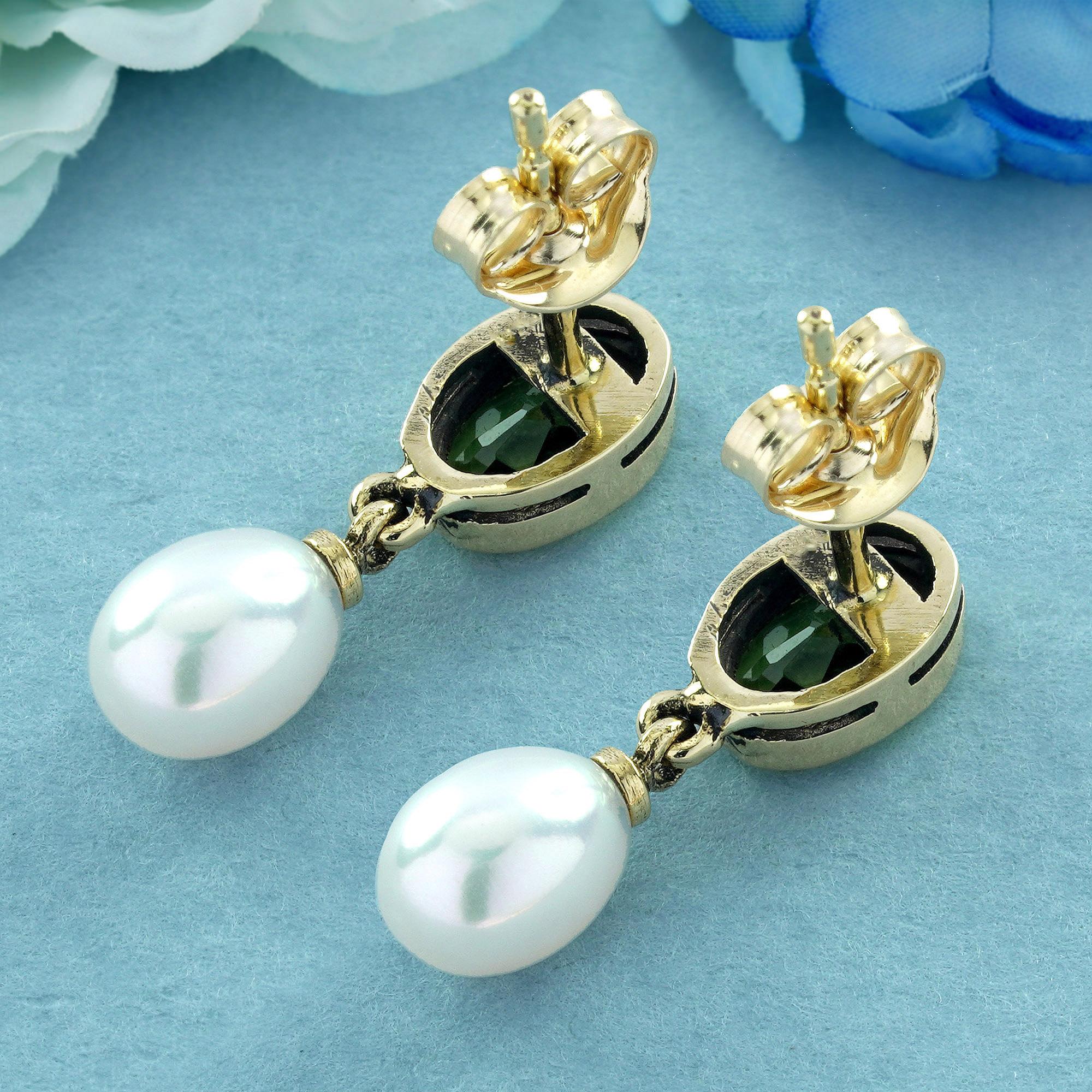 Oval Cut Natural Peridot and Pearl Drop Vintage Style  Earrings in 9K Yellow Gold For Sale