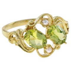 Anillo en racimo dúo de peridoto natural y perla estilo vintage en oro amarillo macizo de 9 quilates